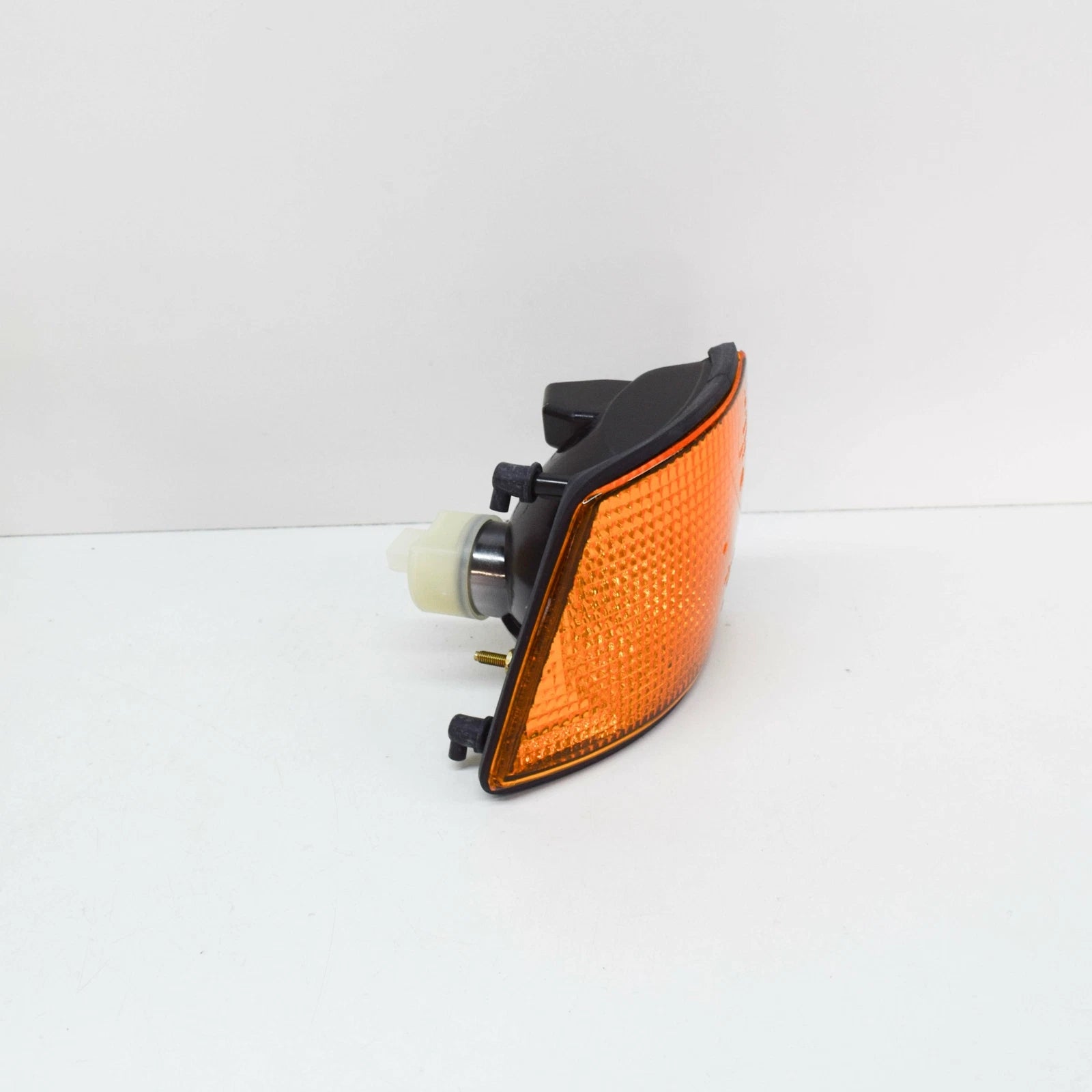 NEW BMW 7 E32 RIGHT TURN CORNER LIGHT 63131374012 1374012 ORIGINAL