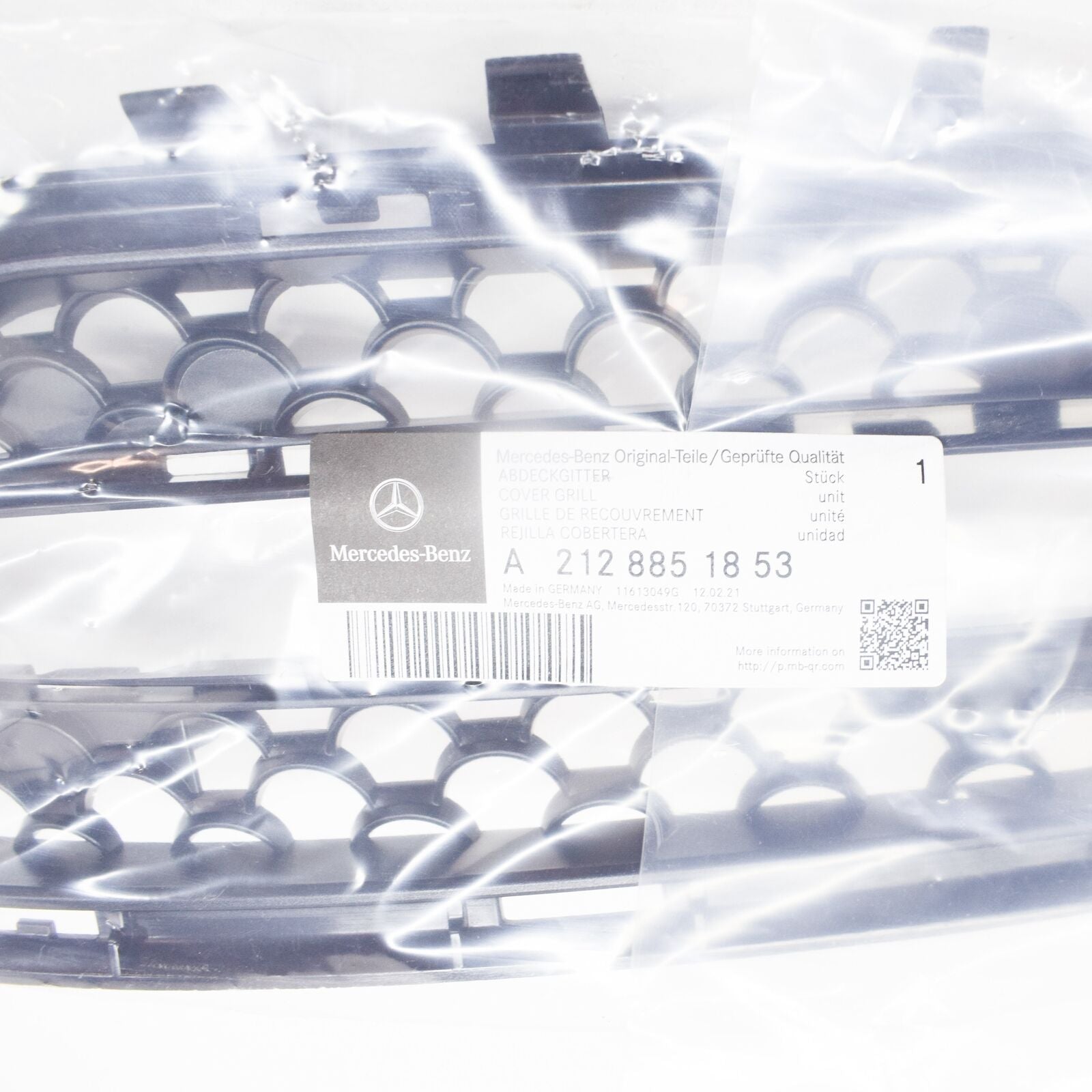 NEW MERCEDES-BENZ E-CLASS W212 FRONT BUMPER RIGHT GRILLE A2128851853 ORIGINAL