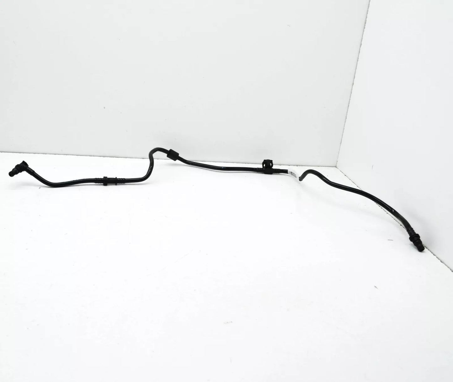 NEW MERCEDES-BENZ S CABRIO A217 ENGINE COOLANT OVERFLOW PIPE A2225015125