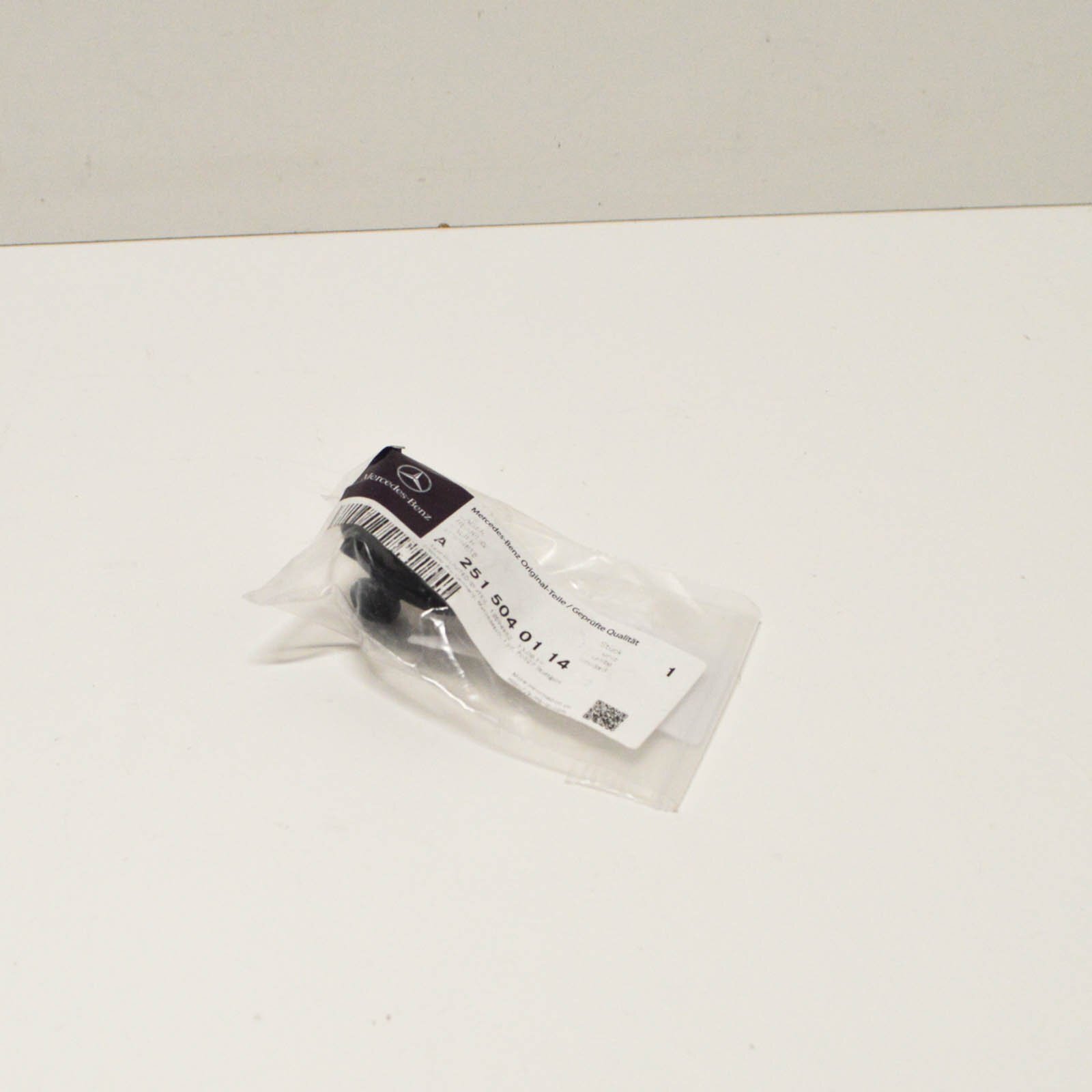 NEW MERCEDES-BENZ R-CLASS W251 RADIATOR MOUNT A2515040114 ORIGINAL