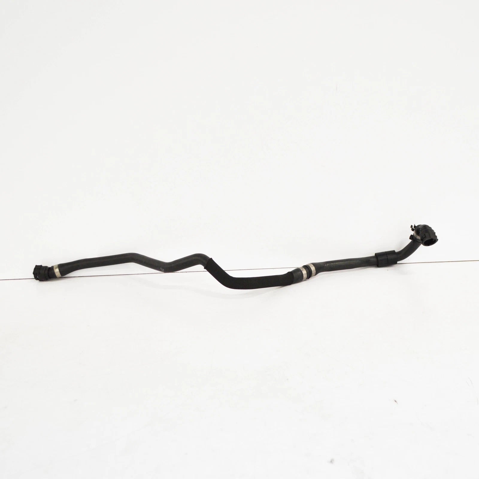 NEW BMW 5 G30 RIGHT RADIATOR WATER COOLANT PIPE HOSE 17128573234 ORIGINAL