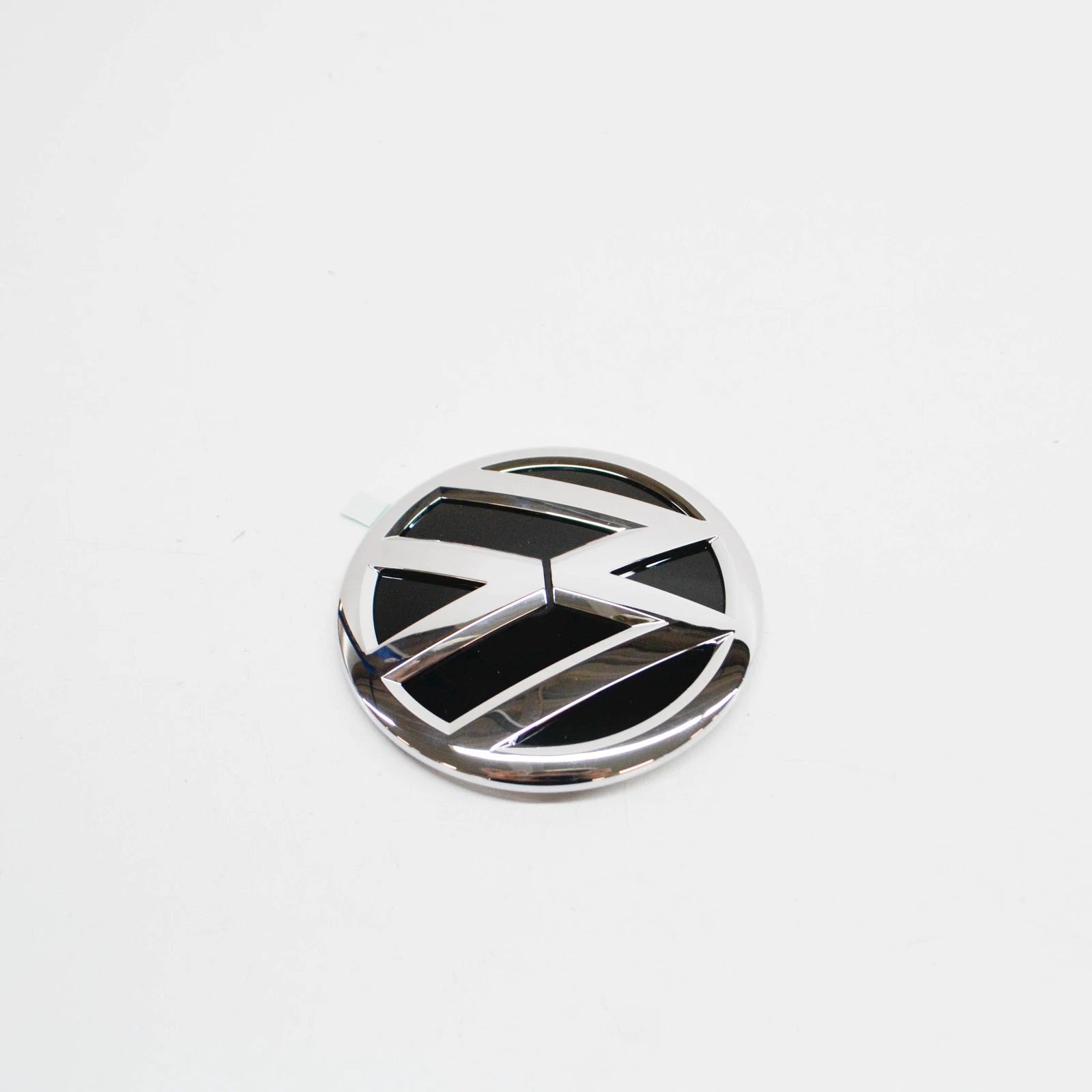 NEW VOLKSWAGEN TIGUAN MK1 REAR CHROME BLACK VW EMBLEM 5N0853630FXC
