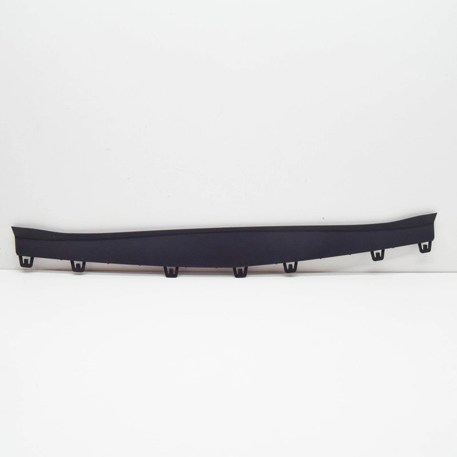 NEW MERCEDES-BENZ E C238 FRONT BUMPER CENTER SEALING A2138851707 ORIGINAL