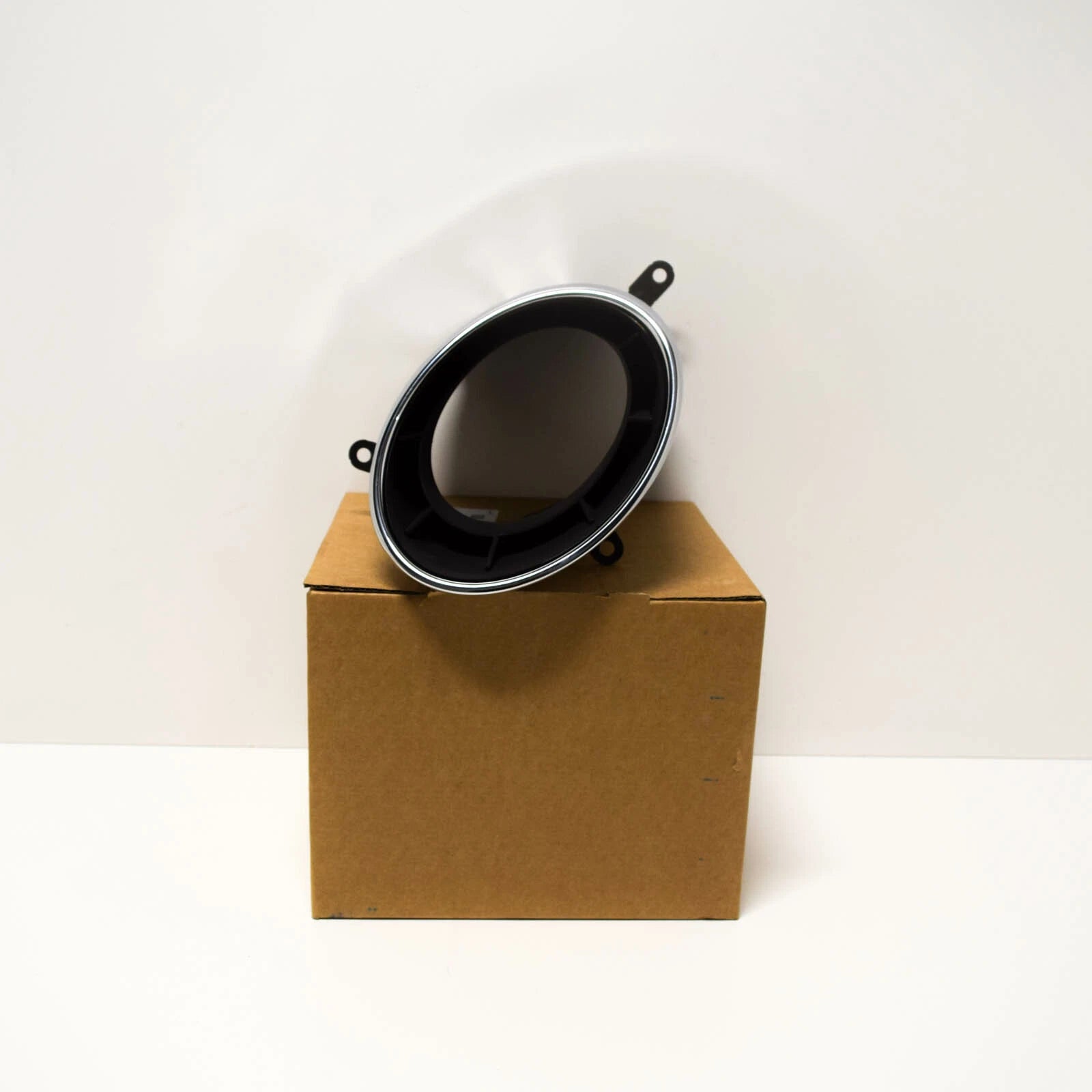 NEW AUDI R8 4S REAR LEFT EXHAUST CHROME TAIL TRIM 4S0251237C ORIGINAL