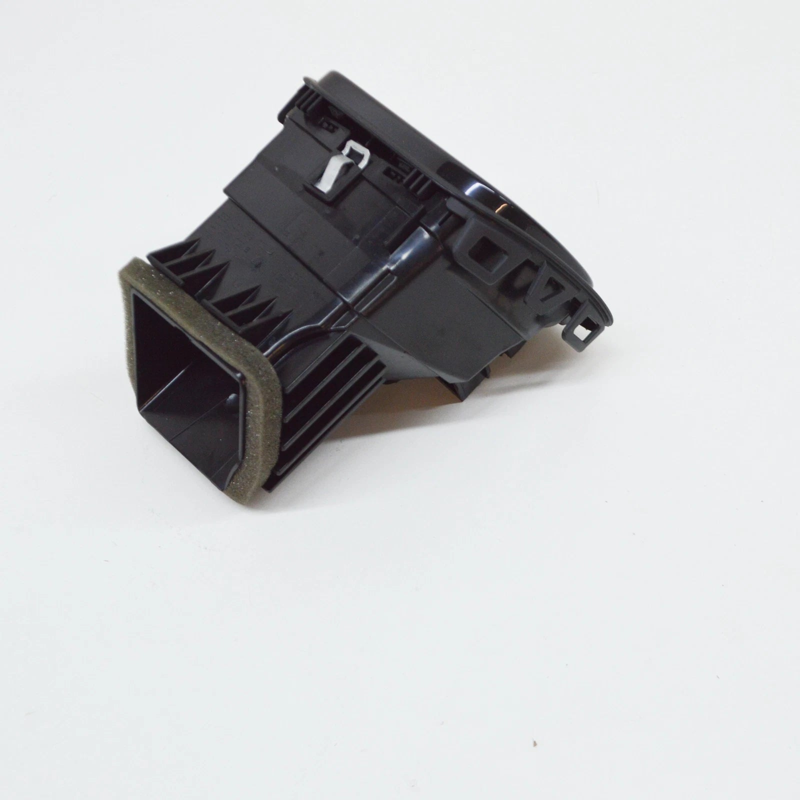 NEW VOLKSWAGEN EOS INSTRUMENT PANEL LEFT AIR VENT 1Q0819703JYHX ORIGINAL