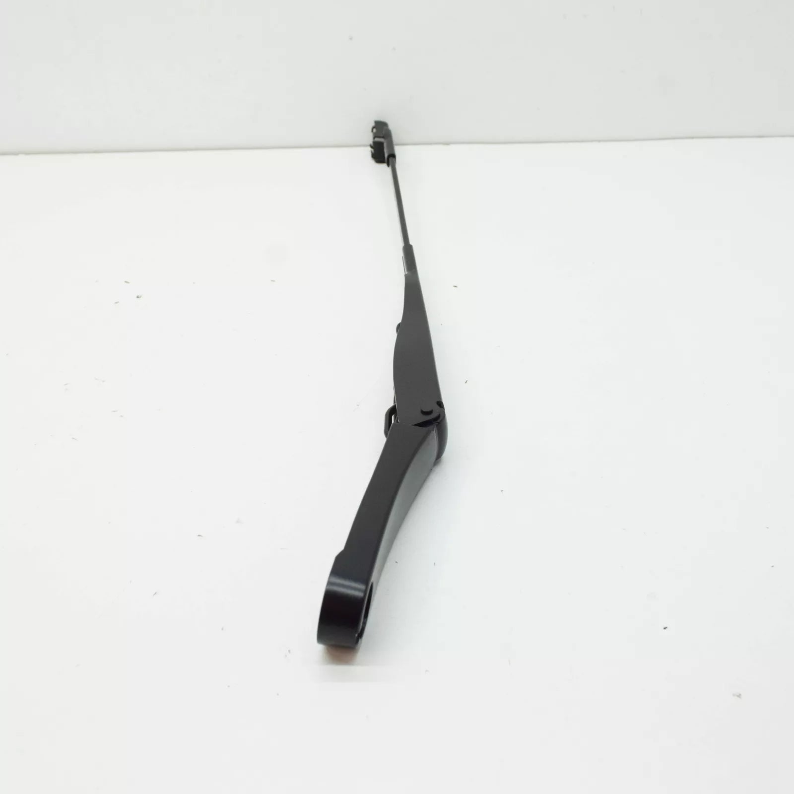 NEW VOLKSWAGEN AMAROK 2H FRONT WIPER ARM LHD 2H1955410B ORIGINAL