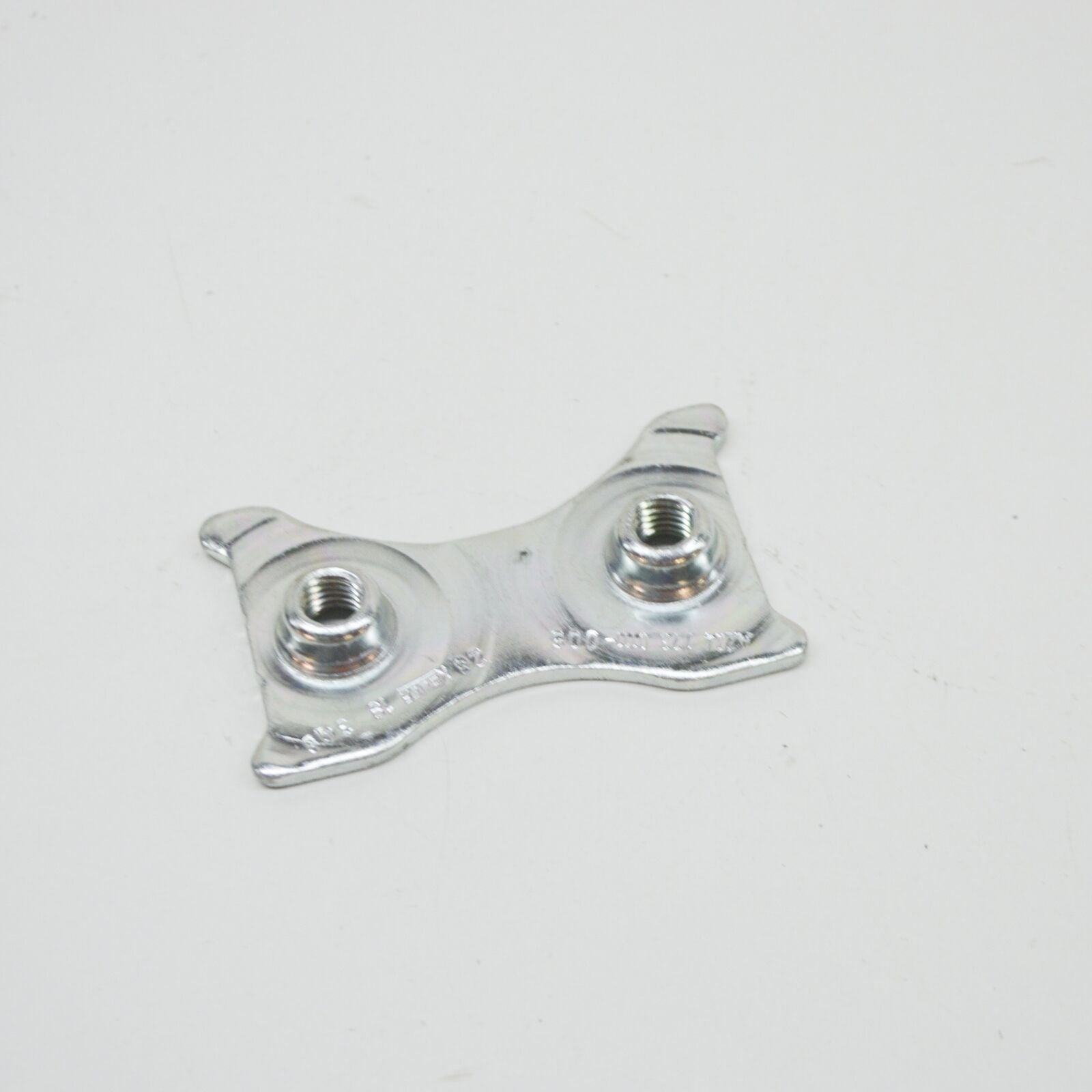 new mb s w222 front lock striker to b-pillar plate a2047230111 original