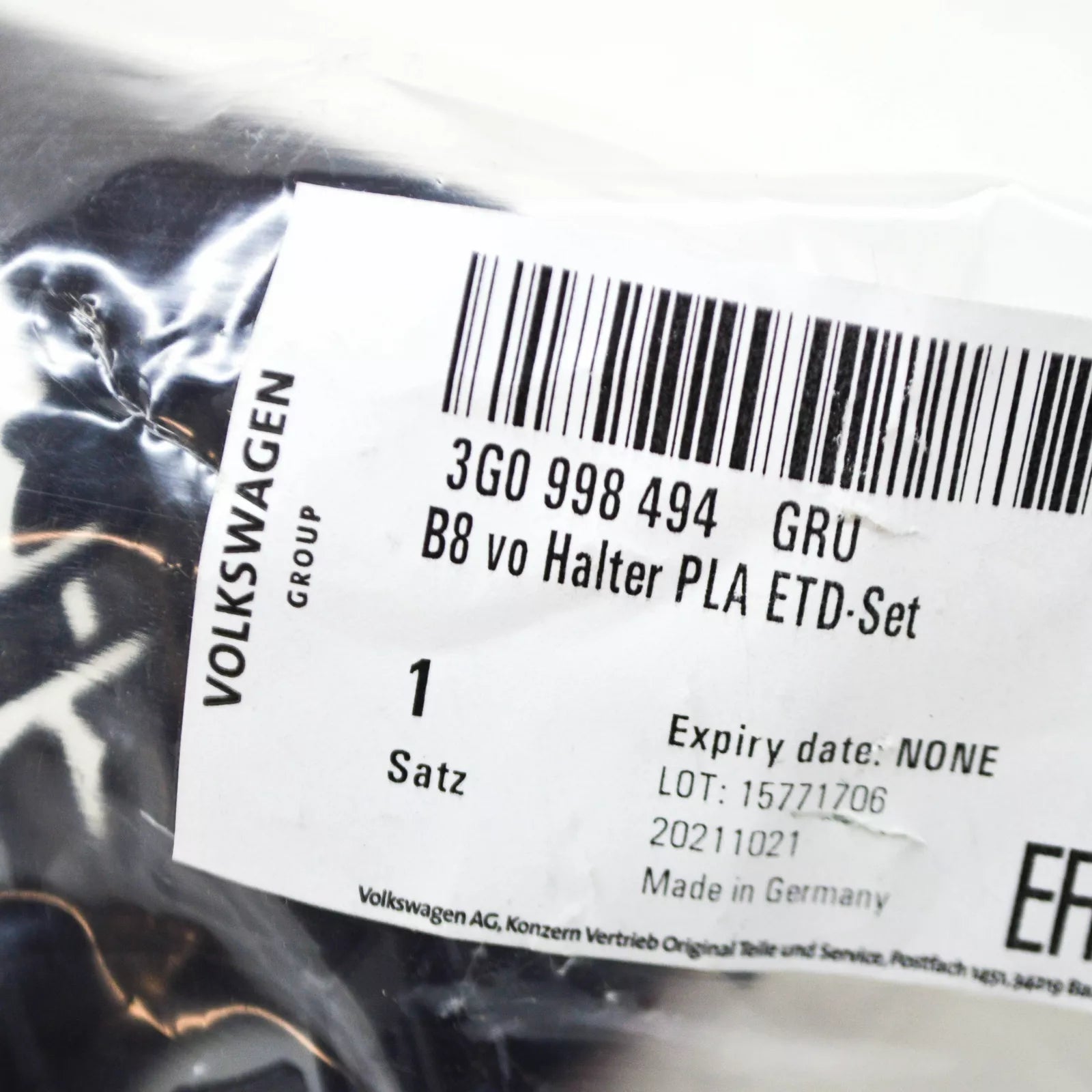 NEW VOLKSWAGEN PASSAT B8 FRONT BUMPER PDC SENSOR KIT 3G0998494GRU ORIGINAL