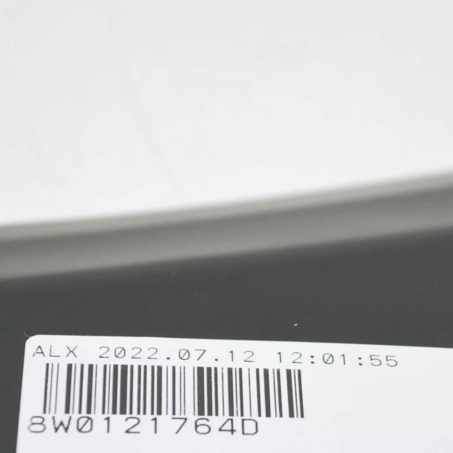 NEW AUDI A4 AVANT B9 RIGHT AIR GUIDE 8W0121764D ORIGINAL