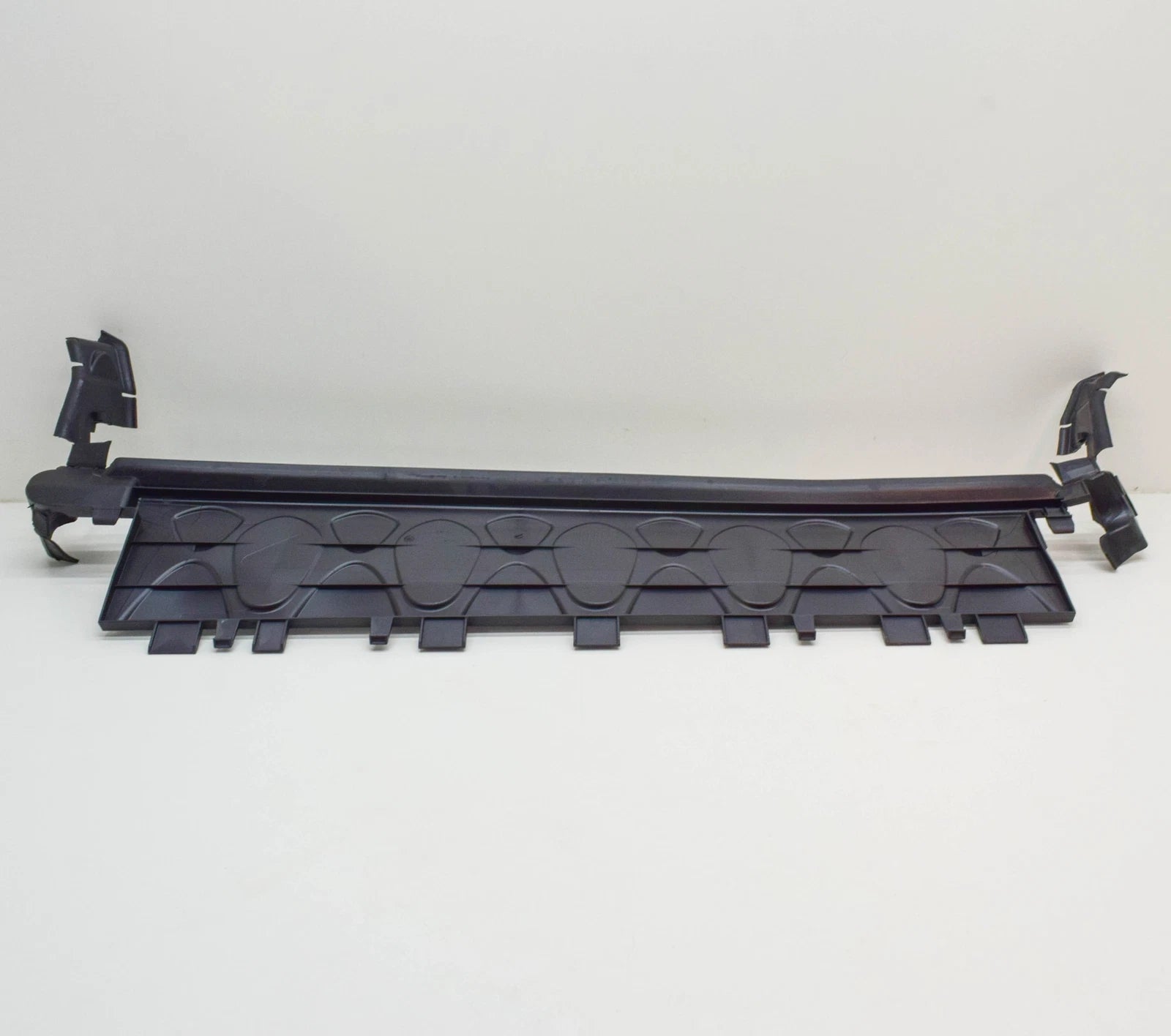 NEW MERCEDES-BENZ S W223 RADIATOR AIR DUCT LOWER A2235052800 ORIGINAL