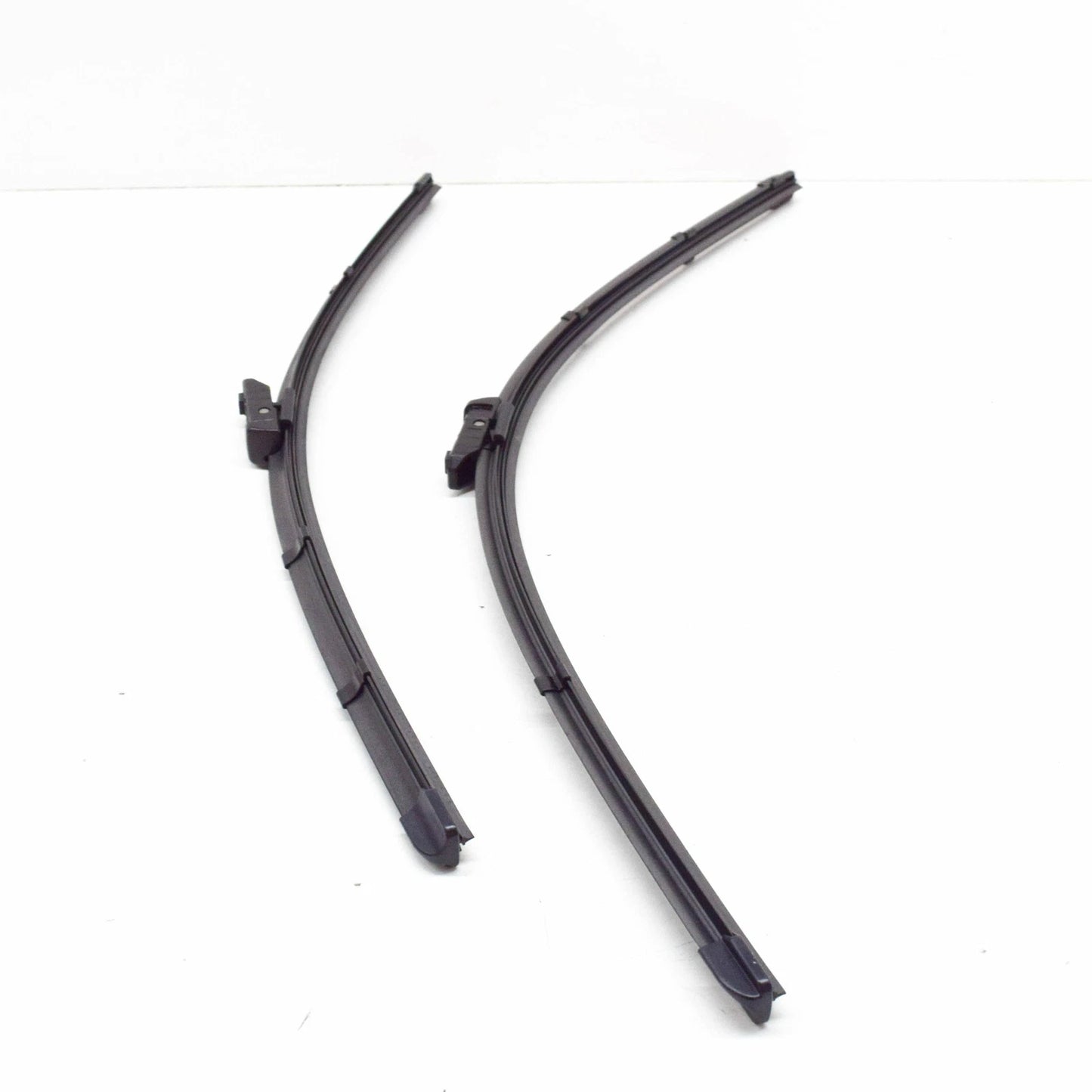 NEW VOLKSWAGEN ATLAS CA1 FRONT WIPER BLADE SET 3CN998002 2019