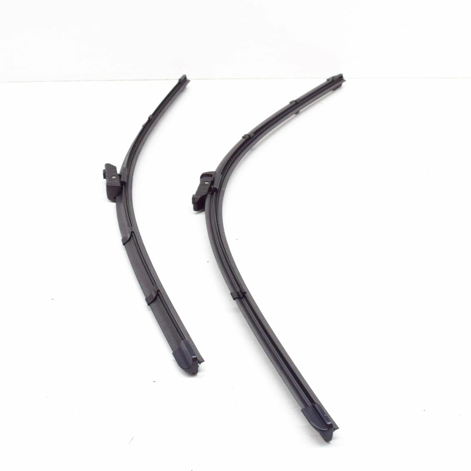 NEW VOLKSWAGEN ATLAS CA1 FRONT WIPER BLADE SET 3CN998002 2019