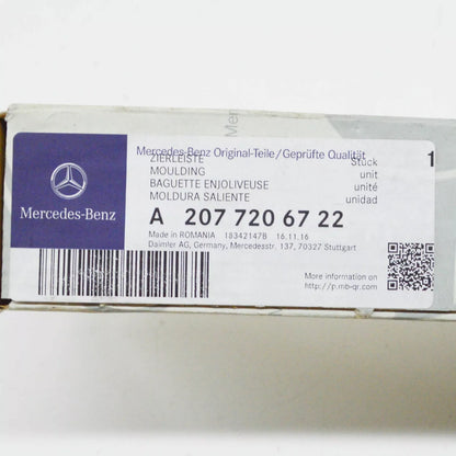 NEW MB E COUPE C207 FRONT LEFT DOOR PANEL MOULDING A2077206722 ORIGINAL