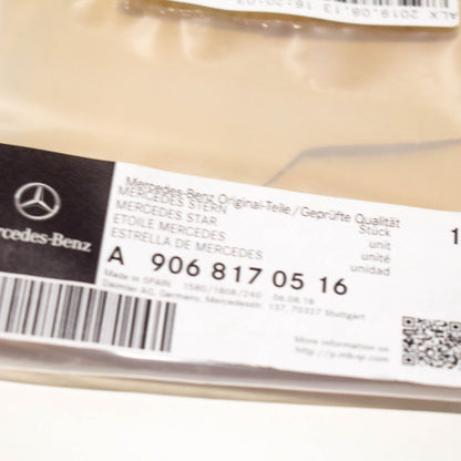 NEW MB SPRINTER 906 REAR CROSS MEMBER EMBLEM BADGE A9068170516 ORIGINAL