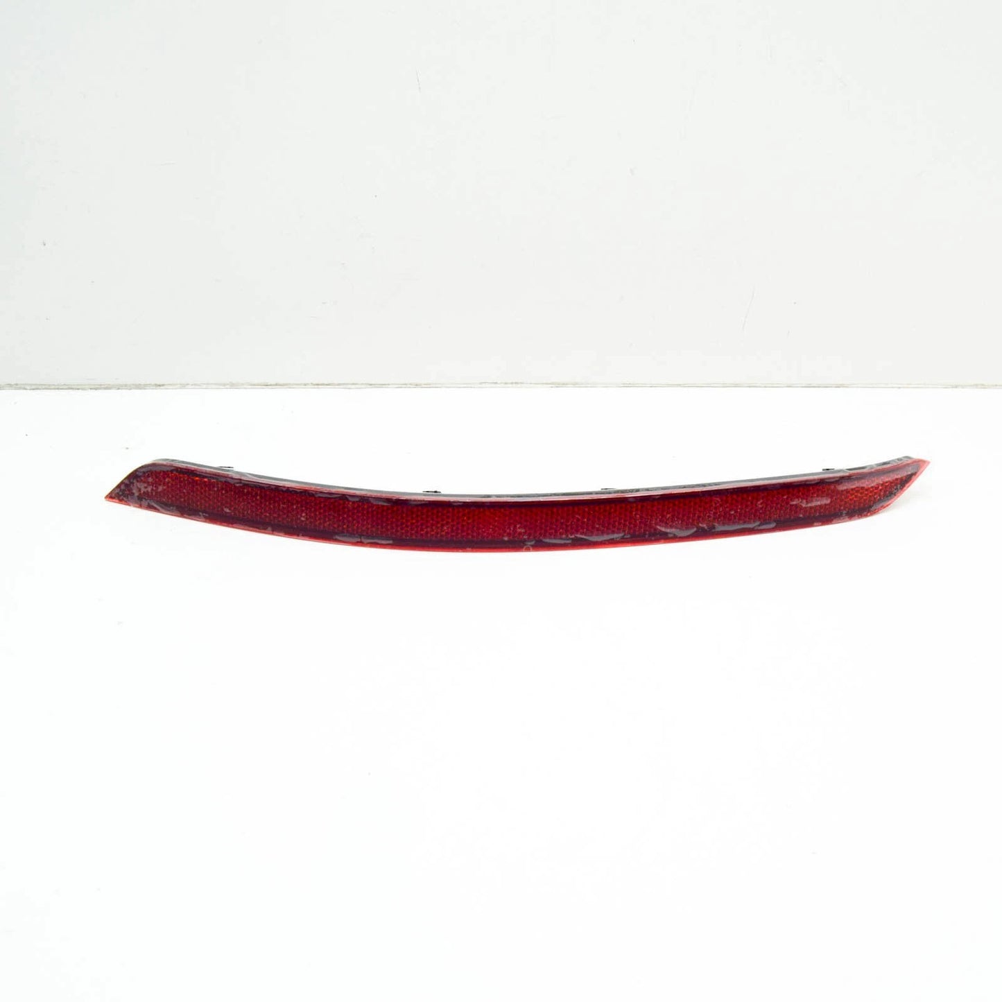 NEW VW PASSAT B8 3G REAR LEFT OUTER BUMPER REFLECTOR 3G0945105D ORIGINAL