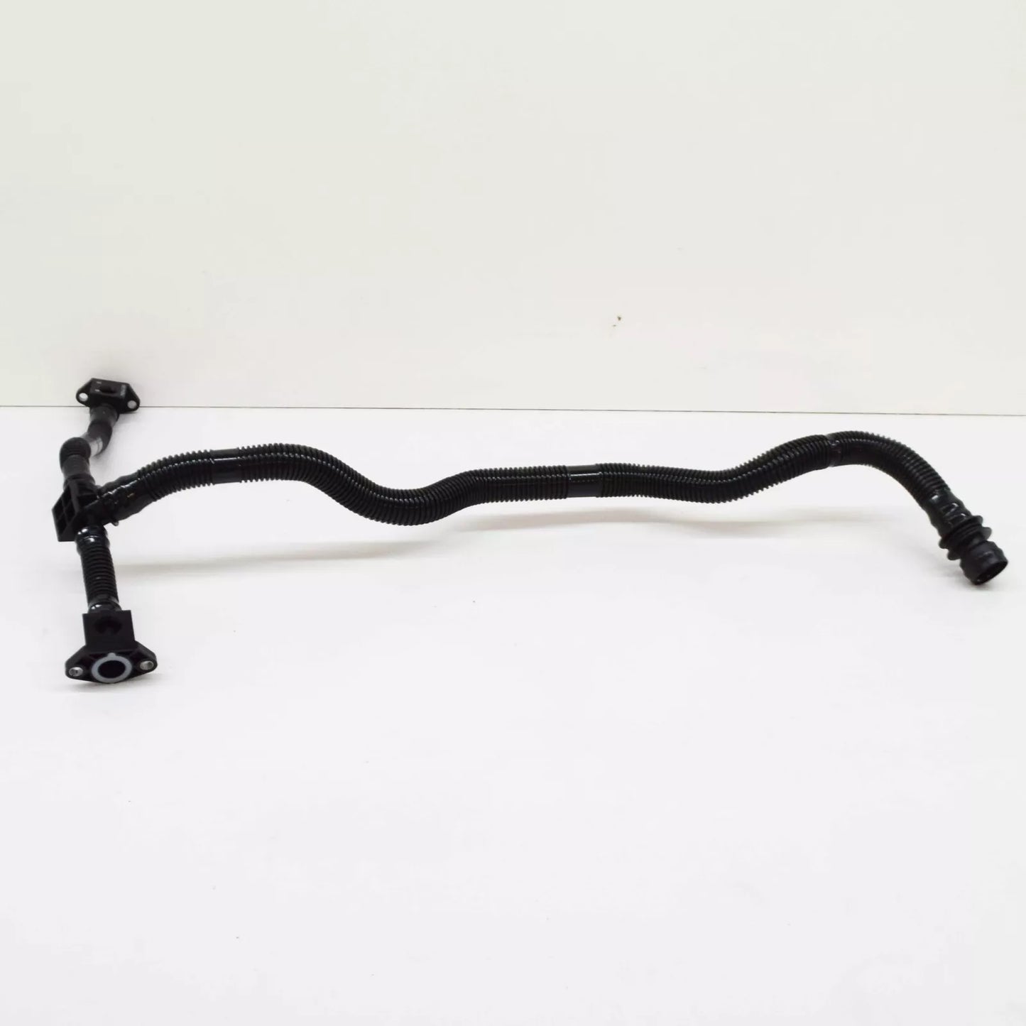 NEW AUDI A4 B8 SECONDARY AIR PUMP CONNECTING PIPE 06E131143AJ
