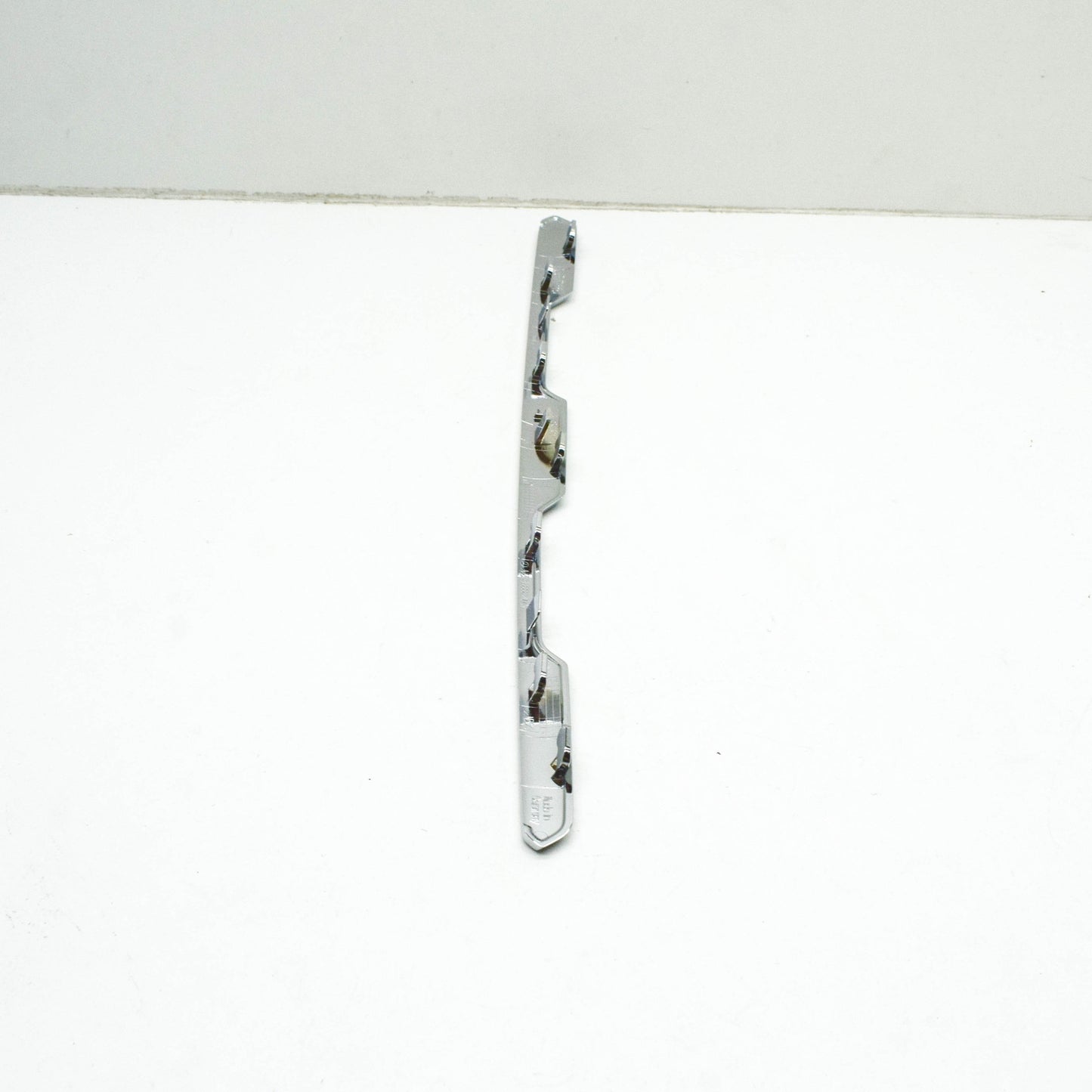 NEW MERCEDES-BENZ GLC X253 RADIATOR GRILLE RIGHT TRIM BAR A2538882001 ORIGINAL