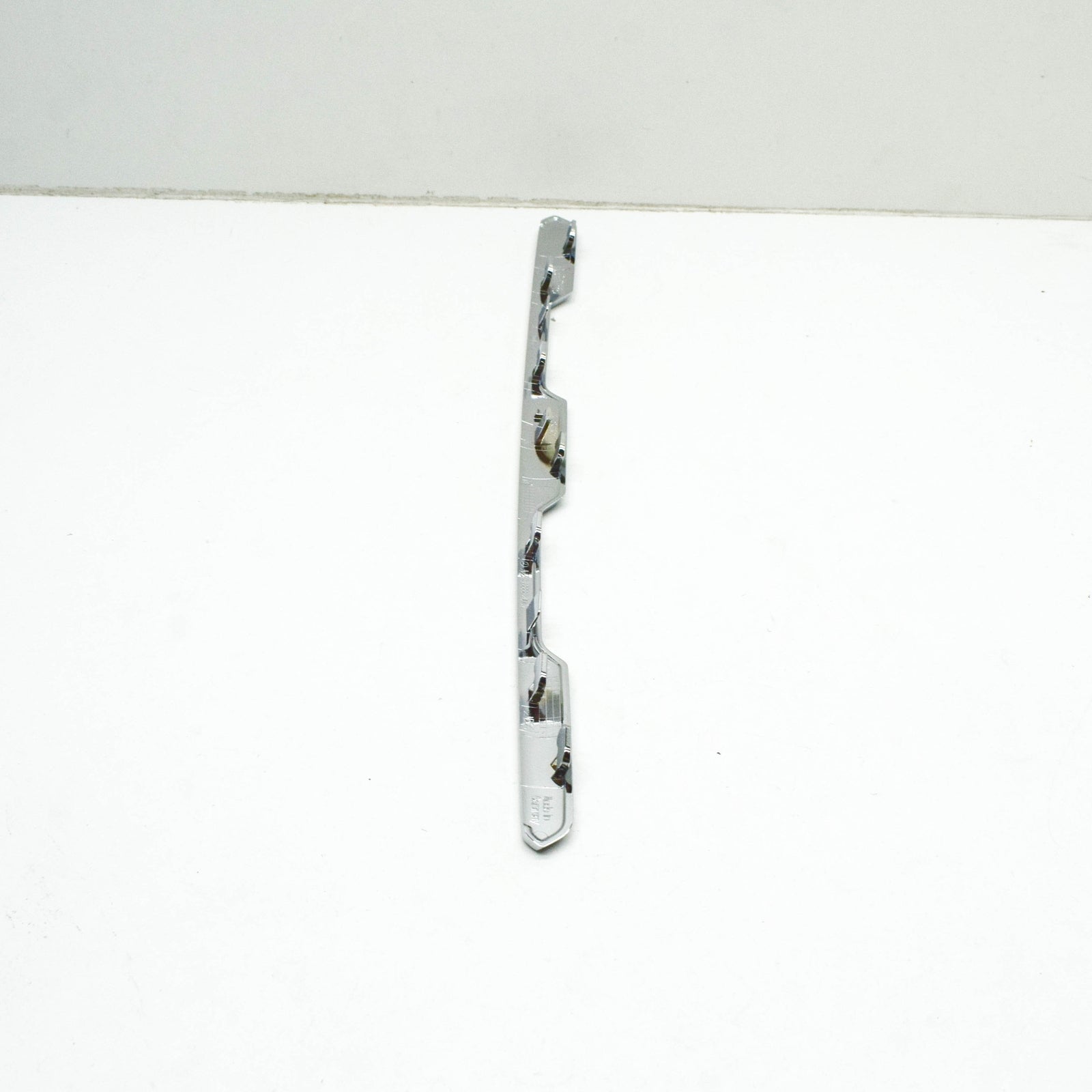 NEW MERCEDES-BENZ GLC X253 RADIATOR GRILLE RIGHT TRIM BAR A2538882001 ORIGINAL