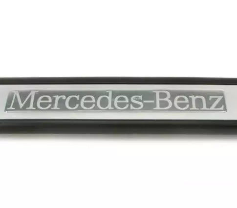 NEW MB E W210 FRONT ENTRANCE OUTSIDE DOOR SILL RAIL A21068034359B51 ORIGINAL
