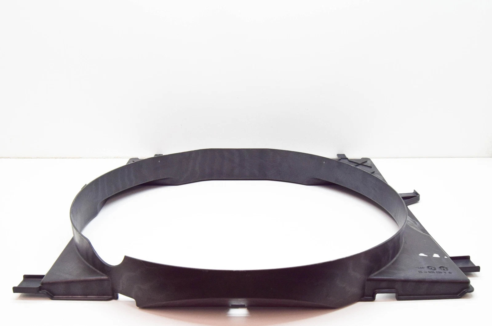 NEW MERCEDES-BENZ G W463 FAN SHROUD A4635051755 ORIGINAL