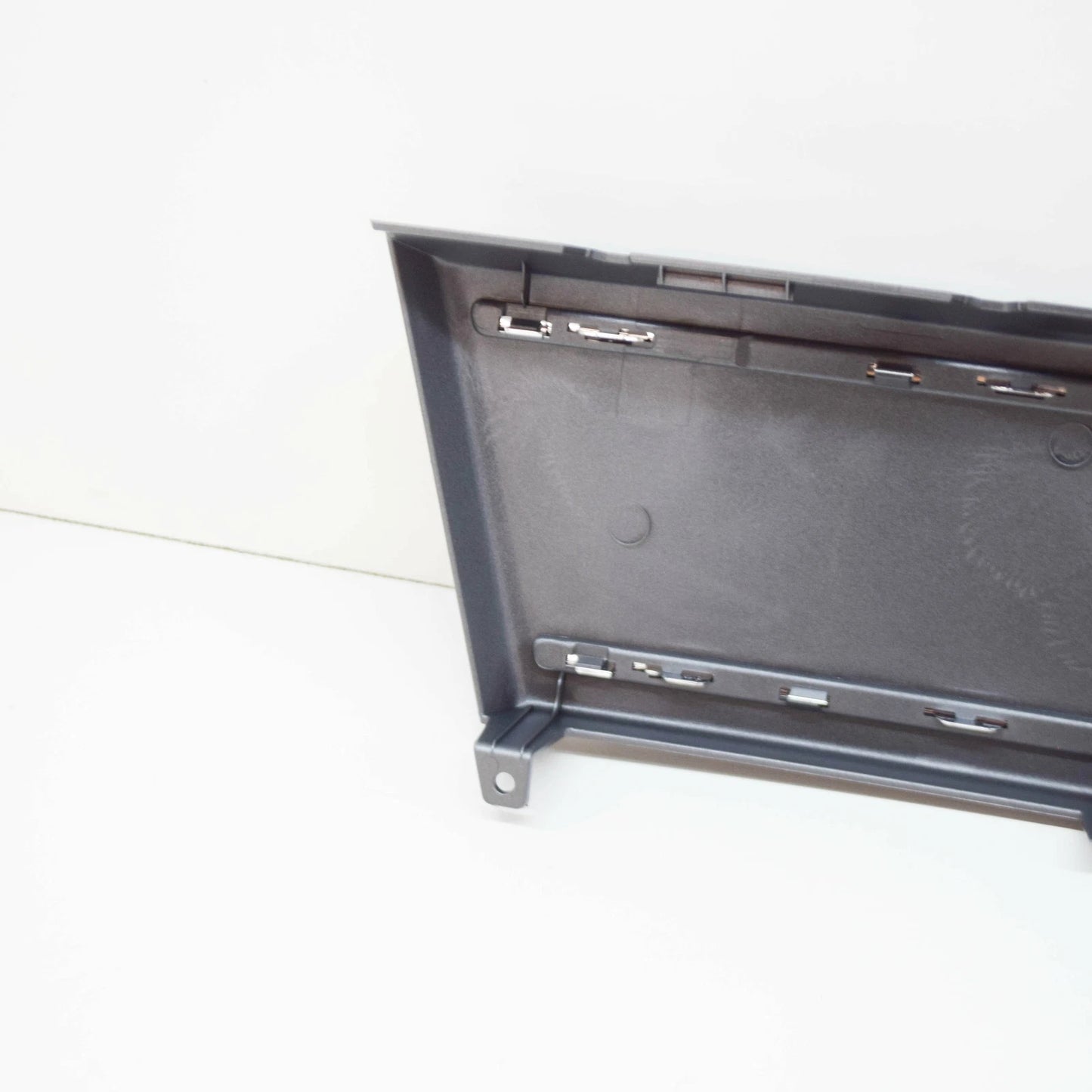 NEW AUDI A4 B8 FRONT BUMPER LICENSE PLATE FILLER TRIM 8K0807287A1RR