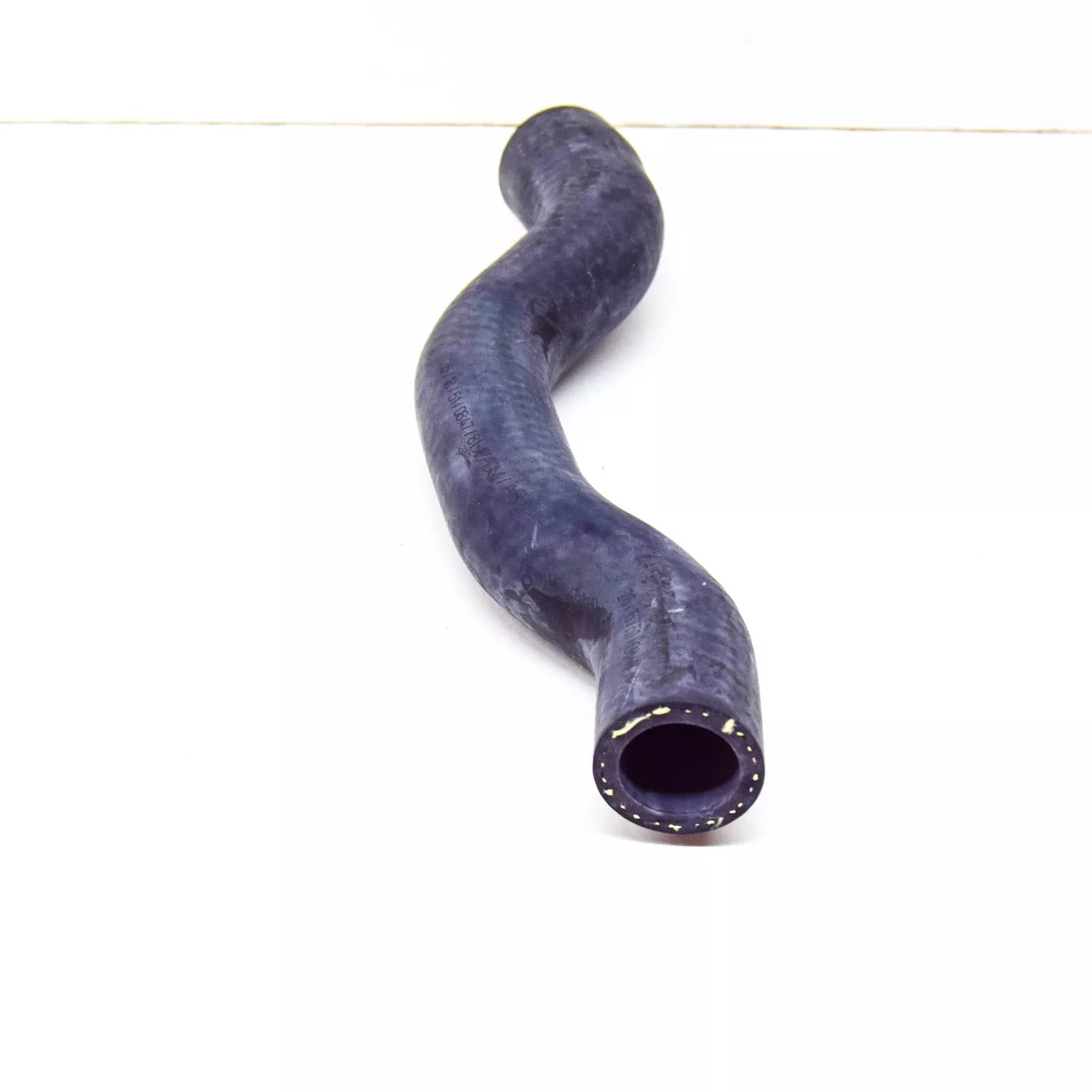 NEW BMW 5 E39 COOLING SYSTEM WATER HOSE 11532246001 ORIGINAL