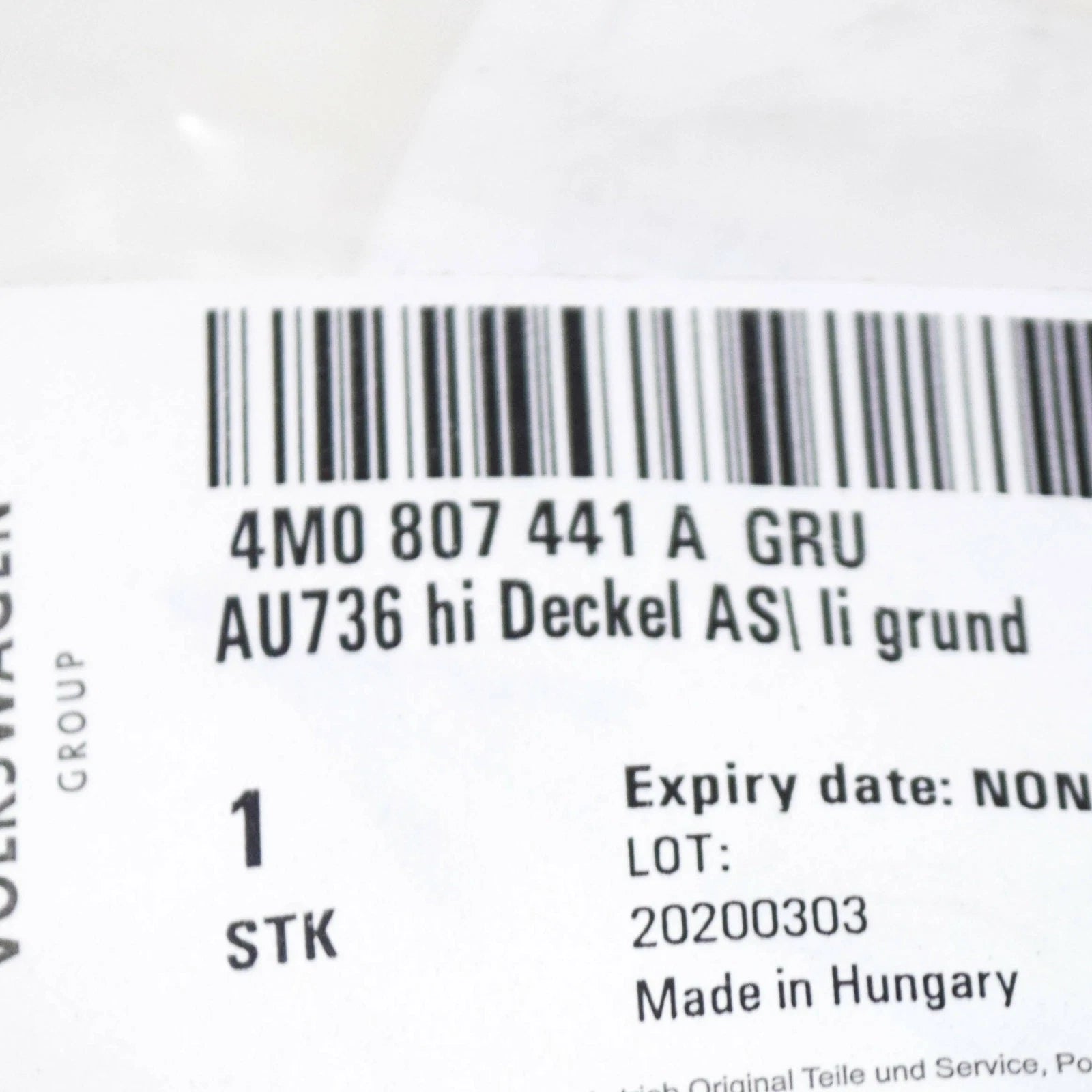 NEW AUDI Q7 4M REAR BUMPER LEFT TOW EYE COVER 4M0807441AGRU ORIGINAL