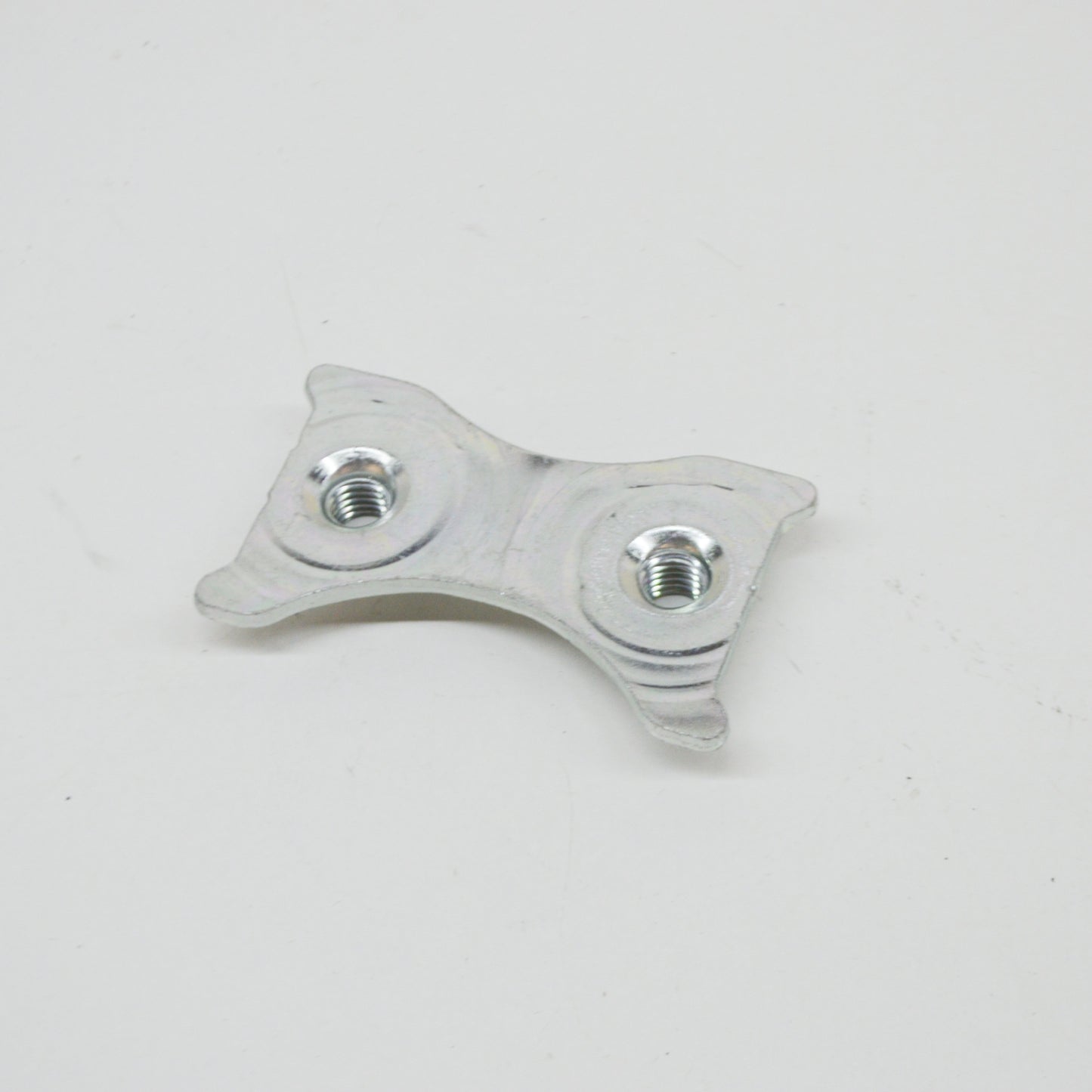 new mb s w222 front lock striker to b-pillar plate a2047230111 original
