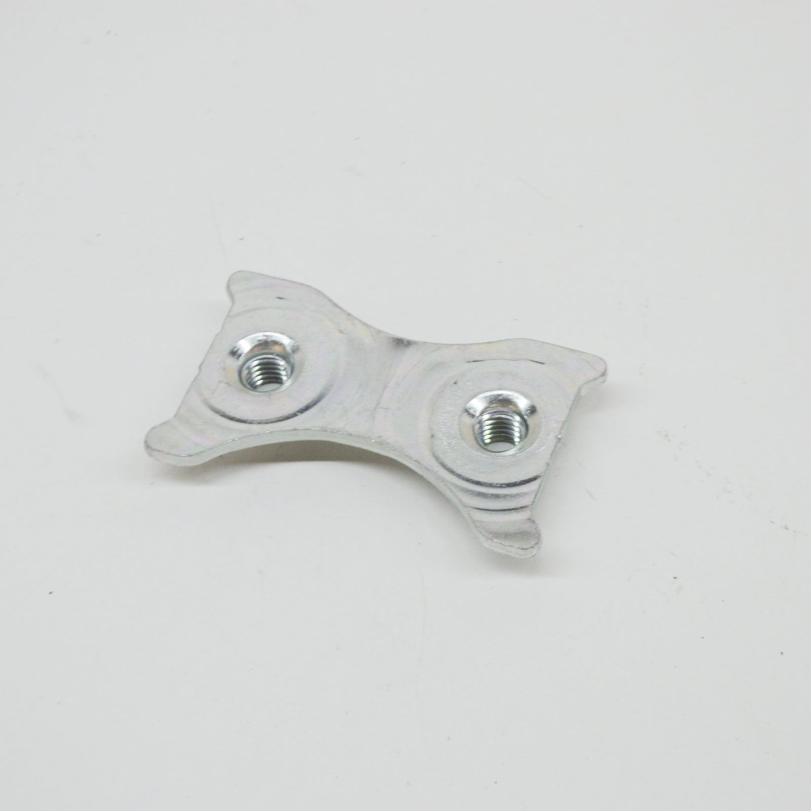 new mb s w222 front lock striker to b-pillar plate a2047230111 original