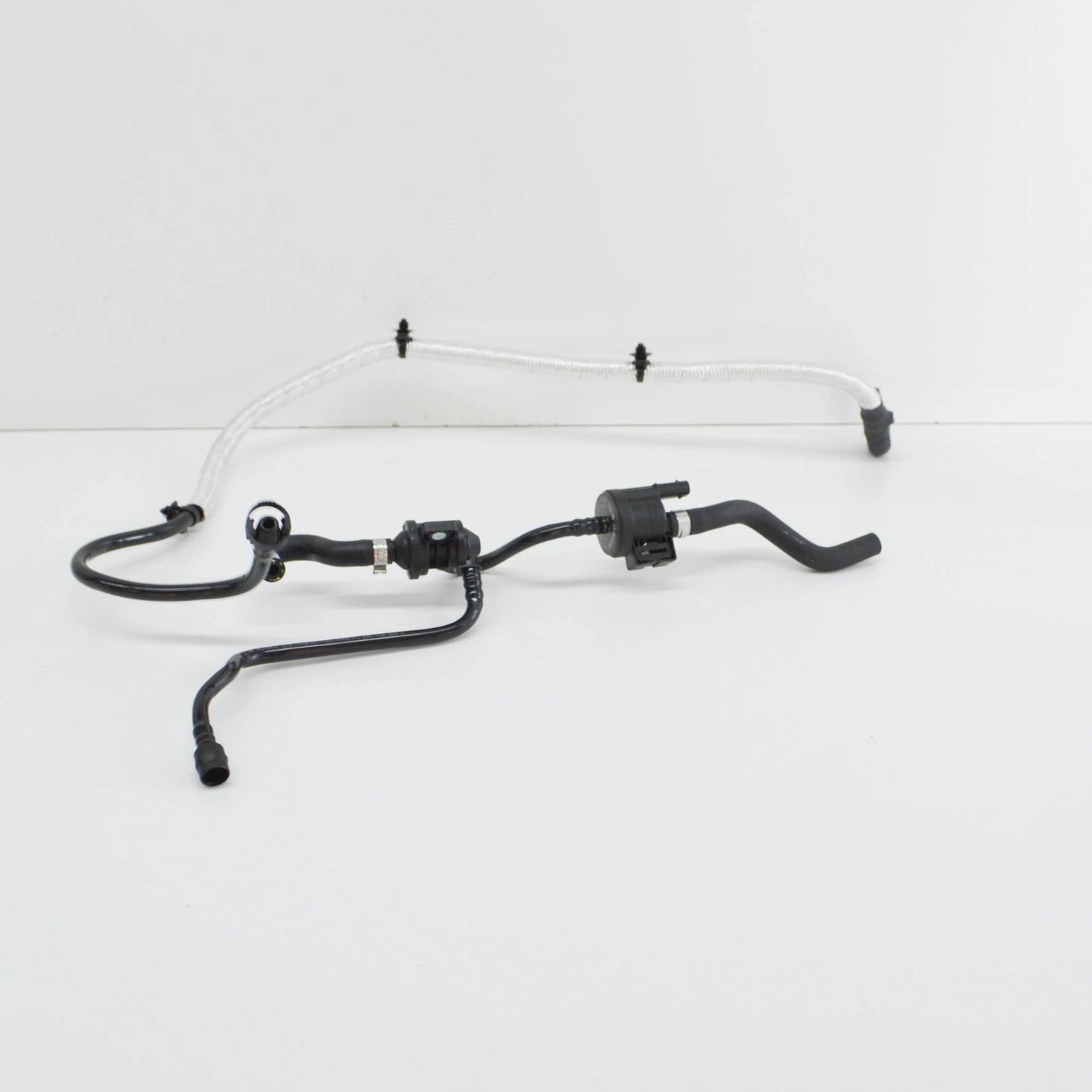 NEW AUDI TT RS 8J VACUUM HOSE WITH CONNECTING PARTS 07K133352C ORIGINAL