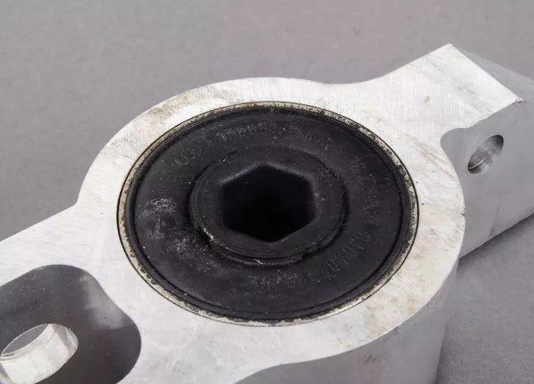 NEW AUDI A3 8P FRONT RIGHT CONTROL ARM MOUNT BRACKET 1K0199232N ORIGINAL