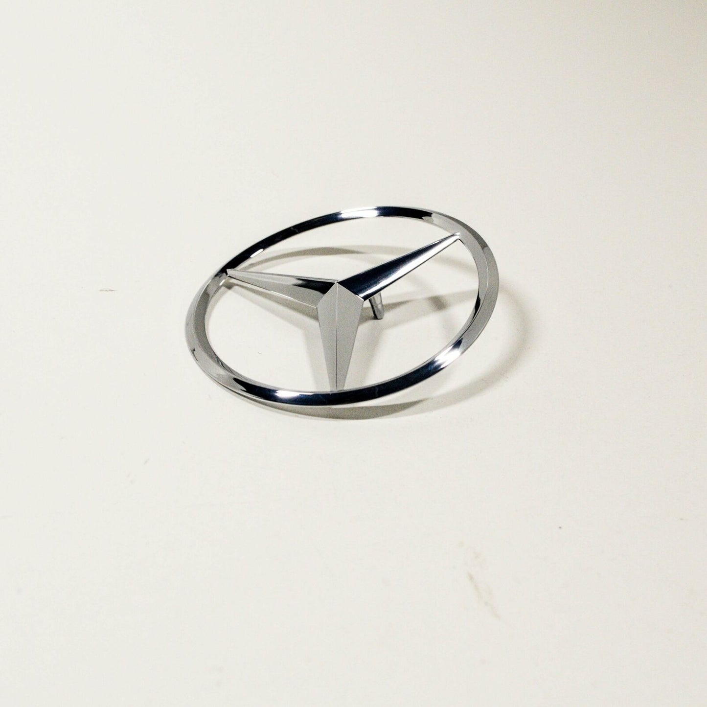 NEW MERCEDES-BENZ C W205 REAR BOOT STAR BADGE EMBLEM A2058174500 ORIGINAL