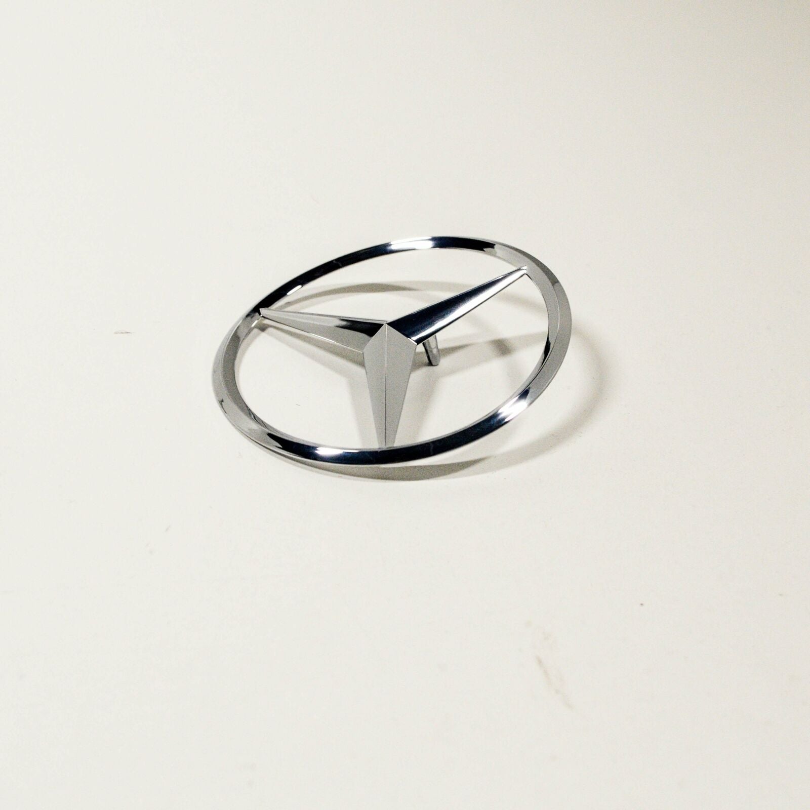 NEW MERCEDES-BENZ C W205 REAR BOOT STAR BADGE EMBLEM A2058174500 ORIGINAL