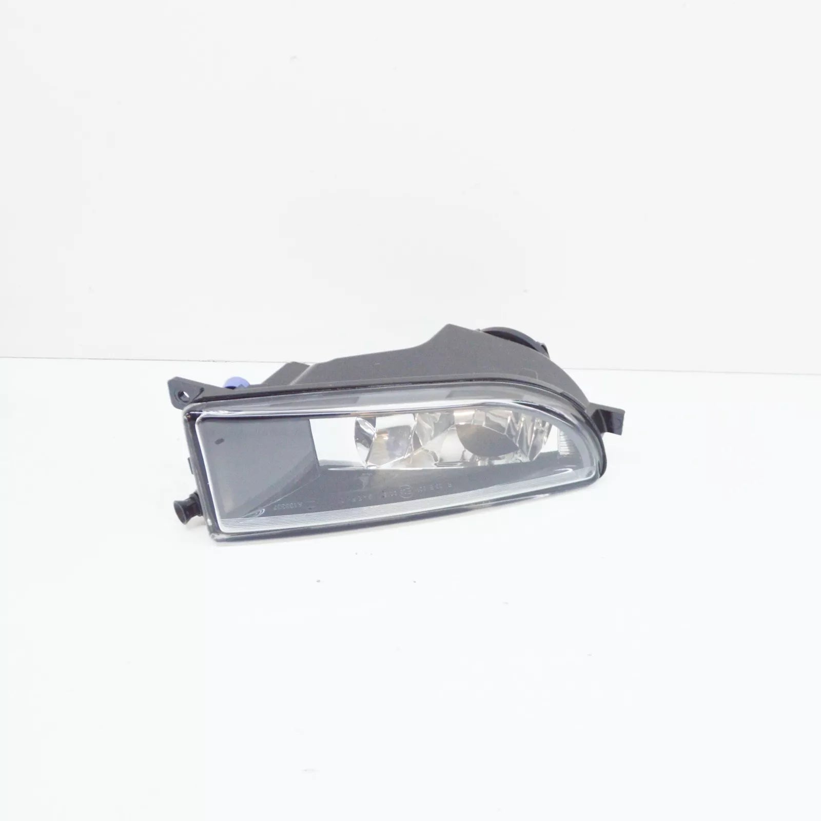 NEW VOLKSWAGEN BEETLE A5 FRONT RIGHT FOG LIGHT 5C5941700C