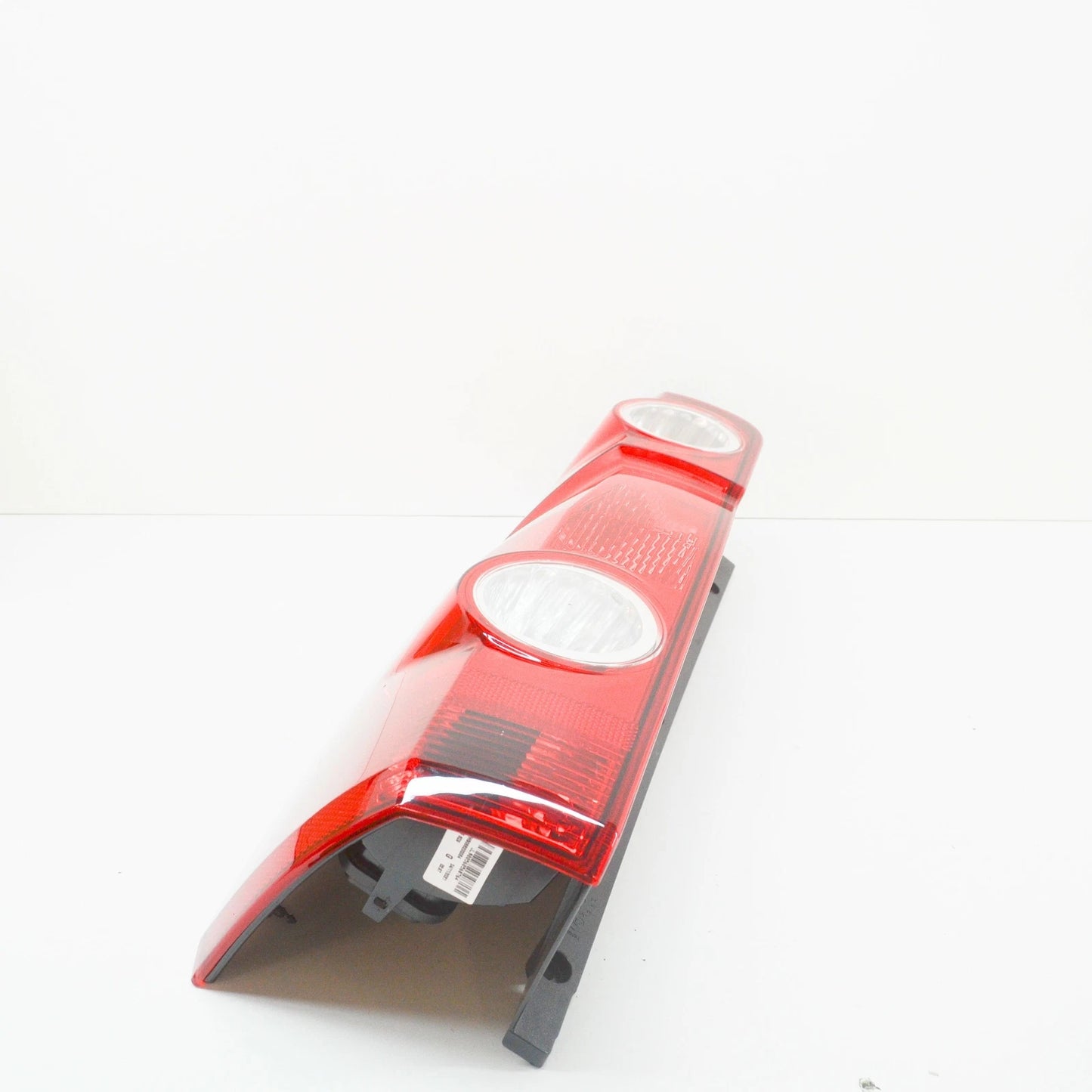 NEW VW CRAFTER 2F MK1 REAR LEFT TAILLIGHT 2E0945095