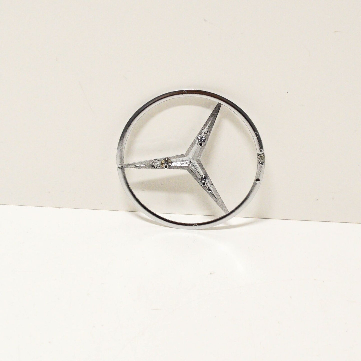 NEW MERCEDES BENZ VITO W638 REAR BOOT EMBLEM A6387580058 ORIGINAL