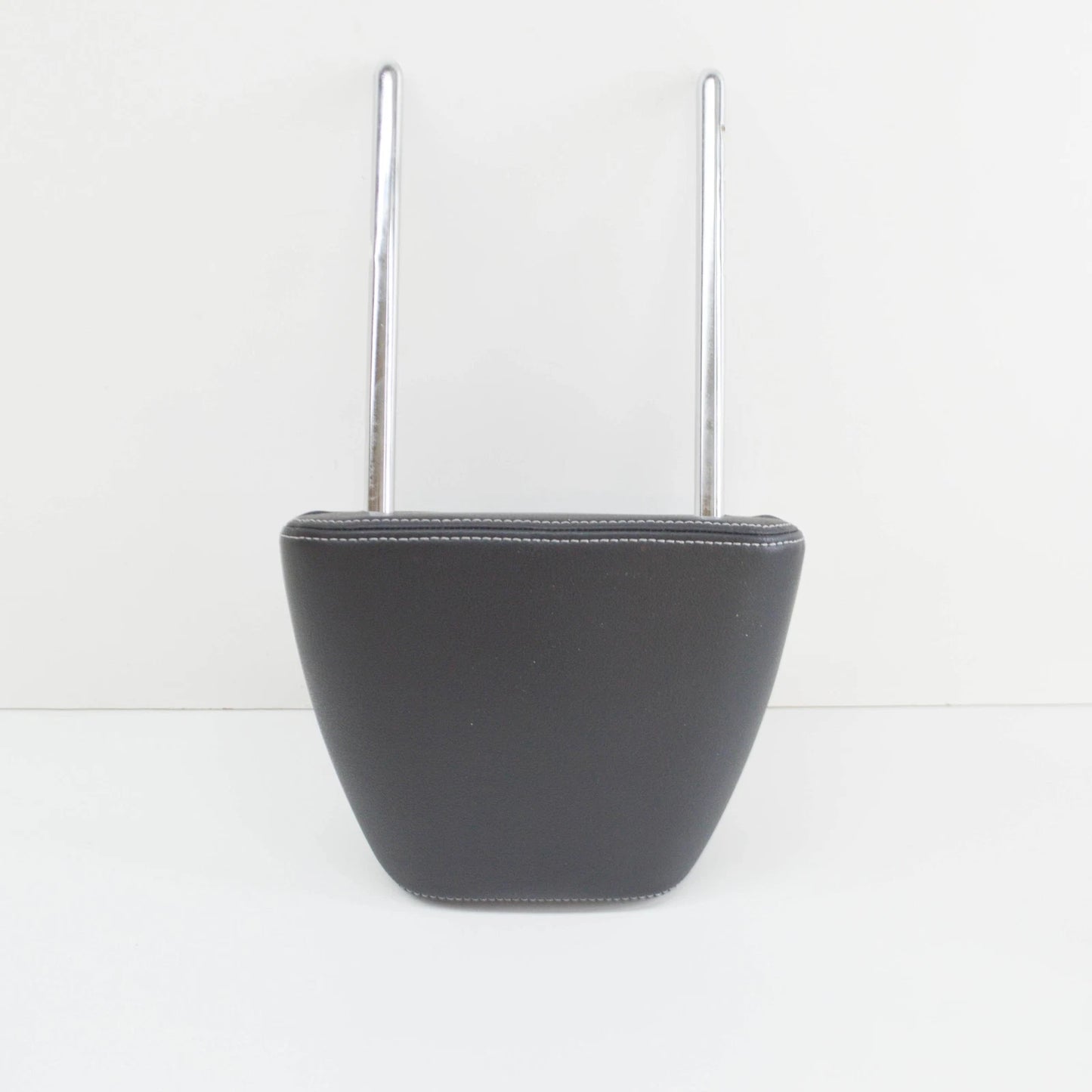 NEW VW SCIROCCO 137,138 FRONT SEAT HEAD REST 1K8881901AGOPQ ORIGINAL