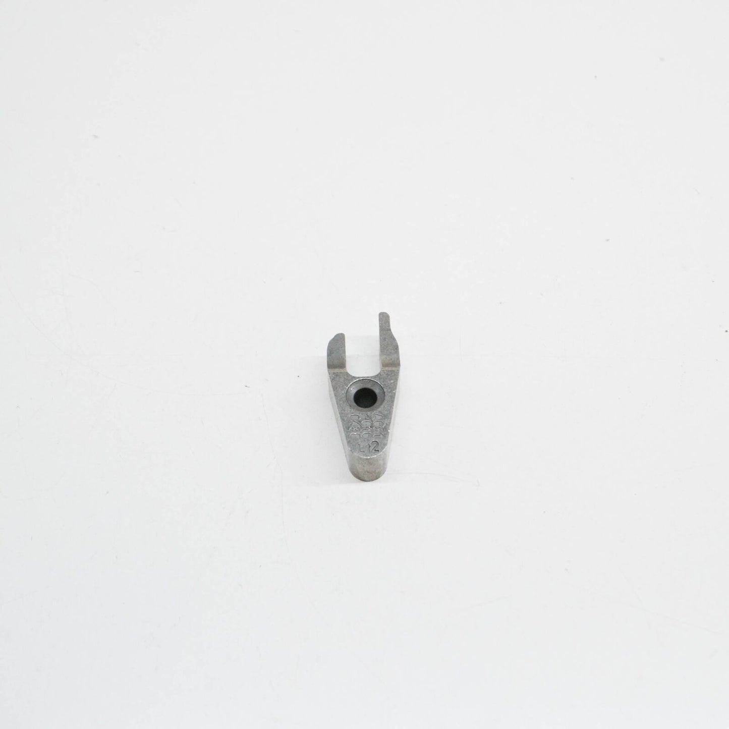 NEW MERCEDES-BENZ VITO W639 FUEL INJECTOR NOZZLE BRACKET A6510160438 ORIGINAL