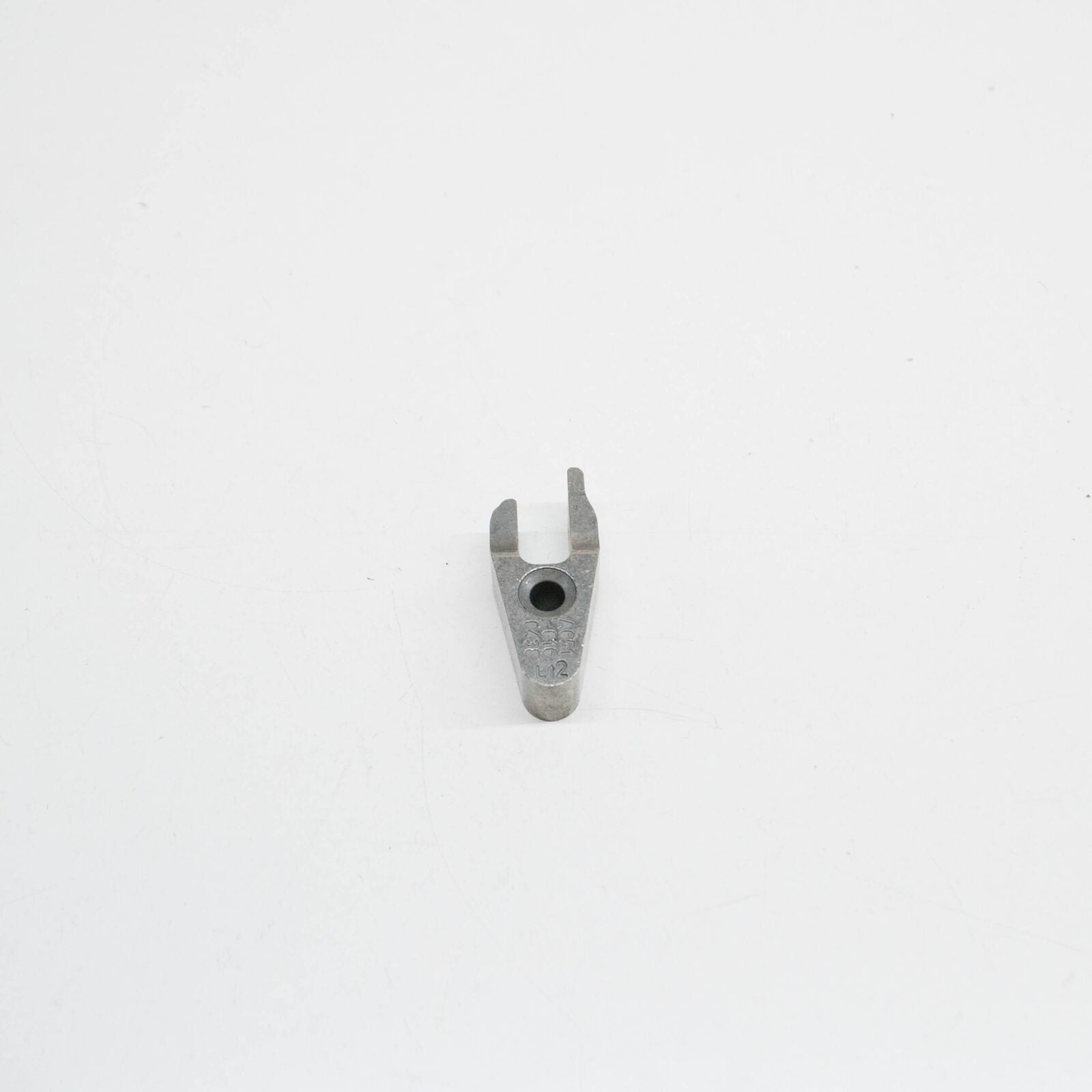 NEW MERCEDES-BENZ VITO W639 FUEL INJECTOR NOZZLE BRACKET A6510160438 ORIGINAL