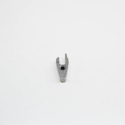 NEW MERCEDES-BENZ VITO W639 FUEL INJECTOR NOZZLE BRACKET A6510160438 ORIGINAL