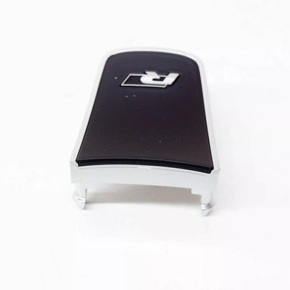 NEW VW TOUAREG 7P STEERING WHEEL LOWER BADGE "R" 7P6419685AP0P 2012 12094880