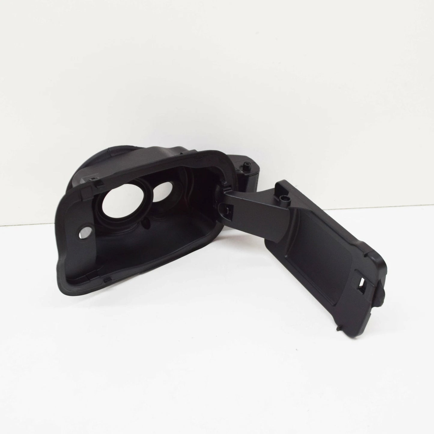 NEW AUDI A6 C7 FUEL FILLER FLAP INSERT 4G0809906A