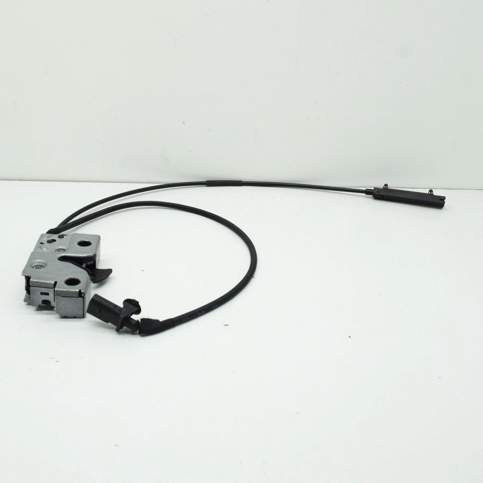 NEW VOLKSWAGEN ID.4 E21FRONT BONNET HOOD LID LOCK RHD 11C823509B ORIGINAL