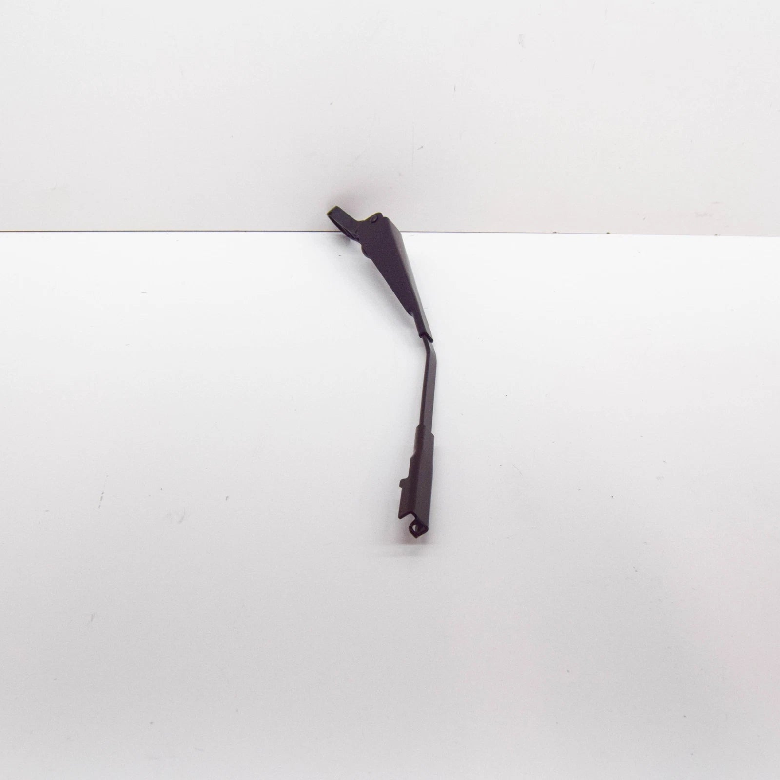 NEW MB VITO W447 REAR TRUNK WINDOW RIGHT WIPER BLADE ARM A0018207544 ORIGINAL