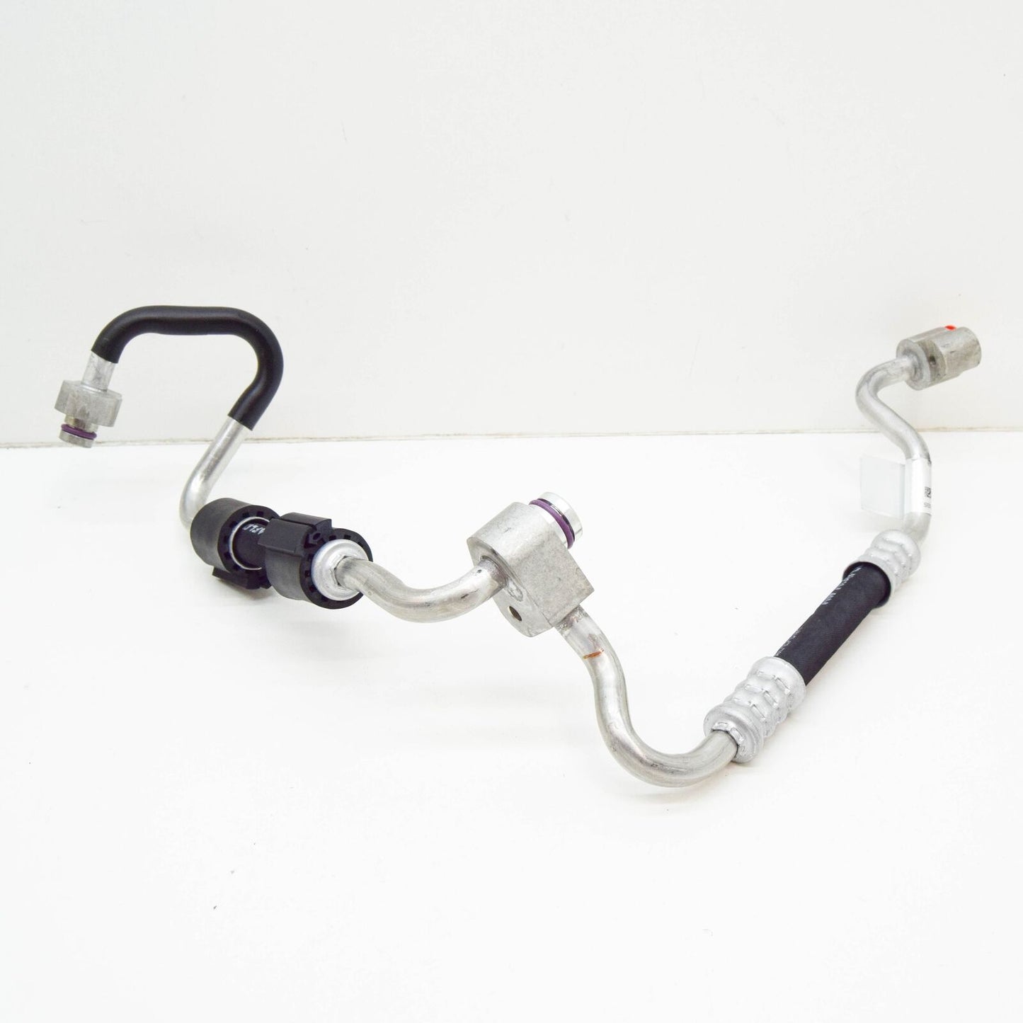NEW AUDI E-TRON GE A/C REFRIGERANT LINE 4KE816706C ORIGINAL