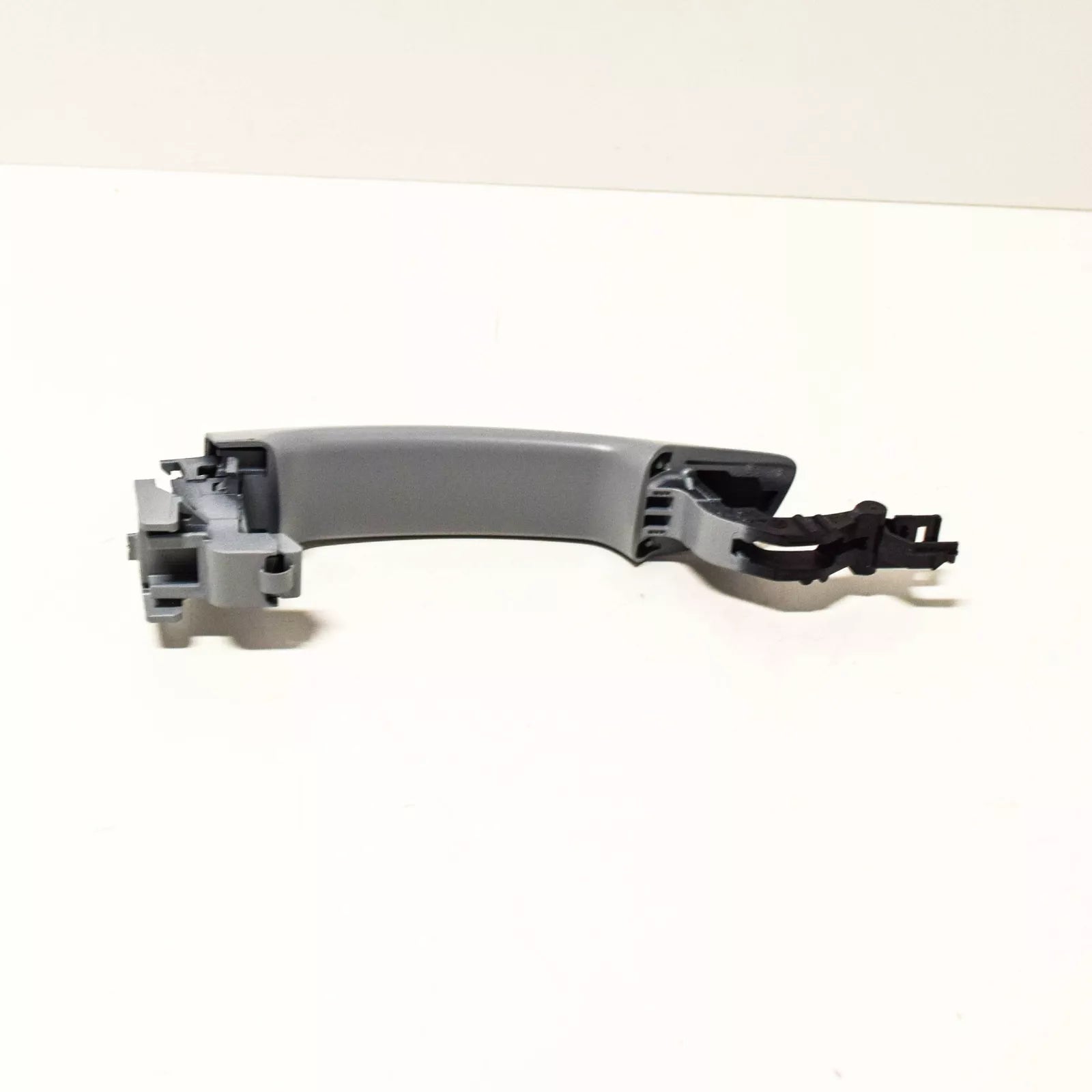 NEW AUDI A3 8PA FRONT LEFT SIDE EXTERIOR DOOR HANDLE 8V0837205 GRU