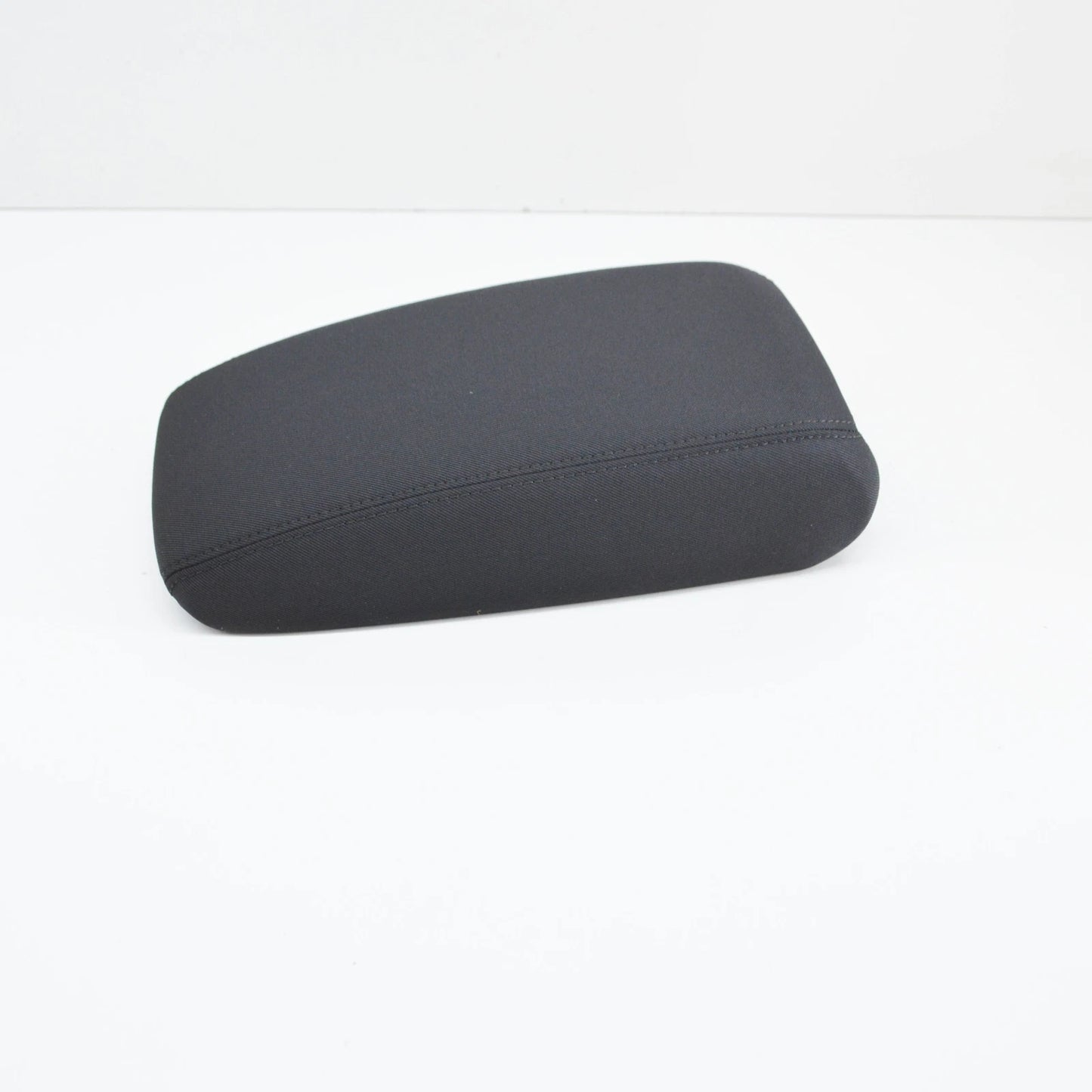 NEW AUDI Q3 F3 SPORTBACK FRONT MIDDLE ARMREST 83A864207FH4 ORIGINAL