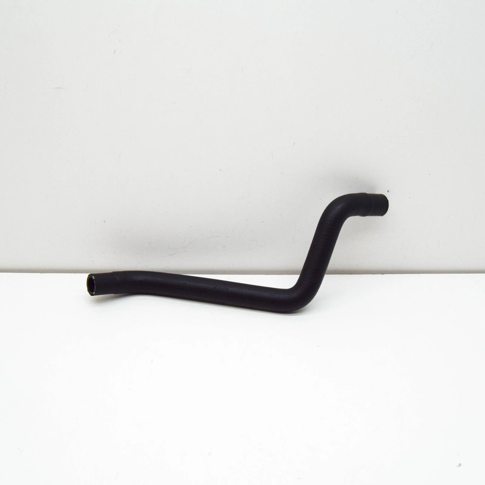 NEW BMW M5 E34 COOLING SYSTEM HOSE 11531315293 1315293 ORIGINAL