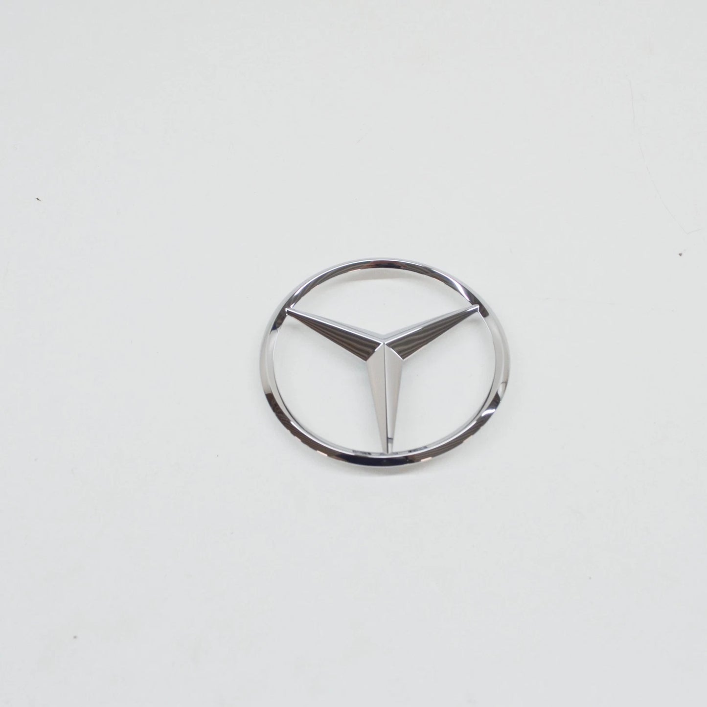 NEW MERCEDES-BENZ ML-CLASS W166 REAR TAILGATE BADGE A1668170016 2014 ORIGINAL