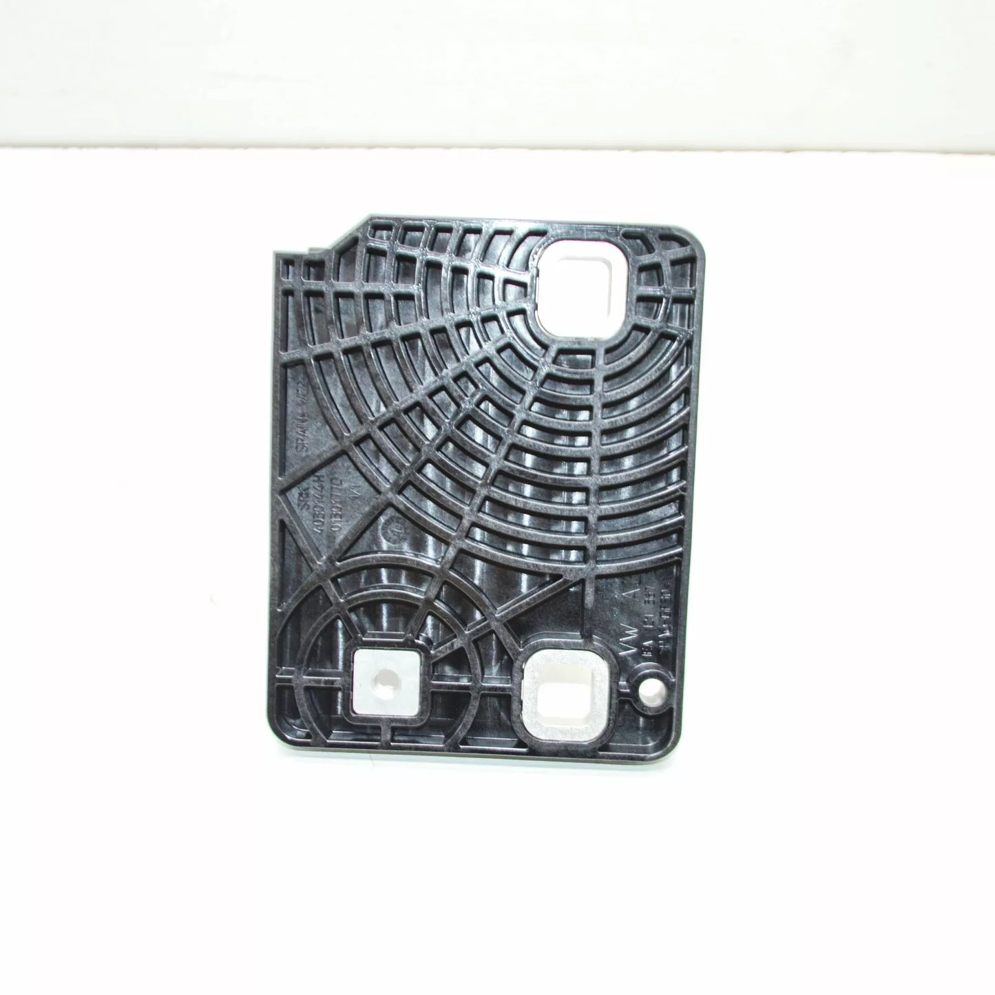 NEW VOLKSWAGEN ID.4 E21 LEFT RADIATOR HOLDER BRACKET 1EA121367G